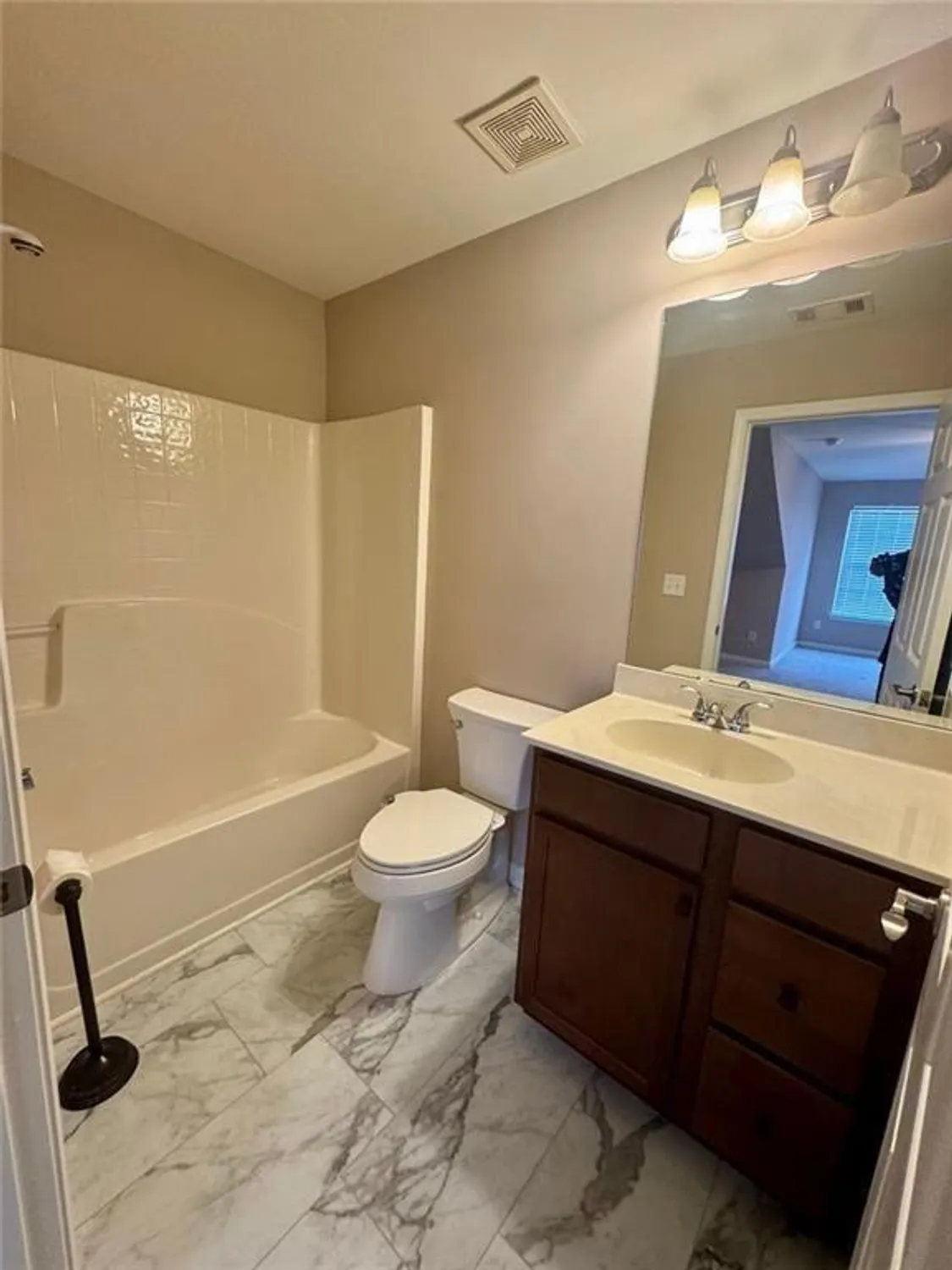 Property Slideshow image 6 of 16 | 1604 haven cir, Douglasville, GA, 30135