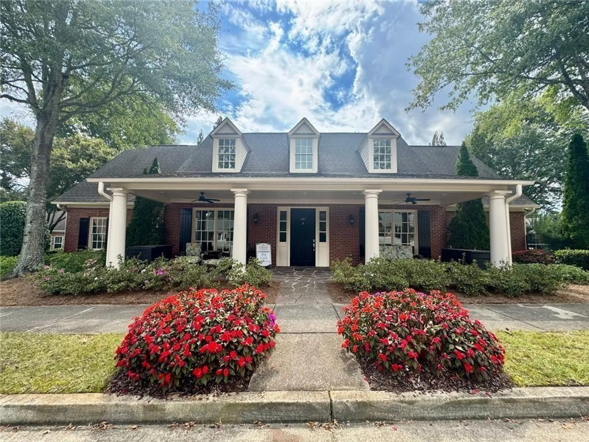 Property Slideshow image 12 of 16 | 1604 haven cir, Douglasville, GA, 30135