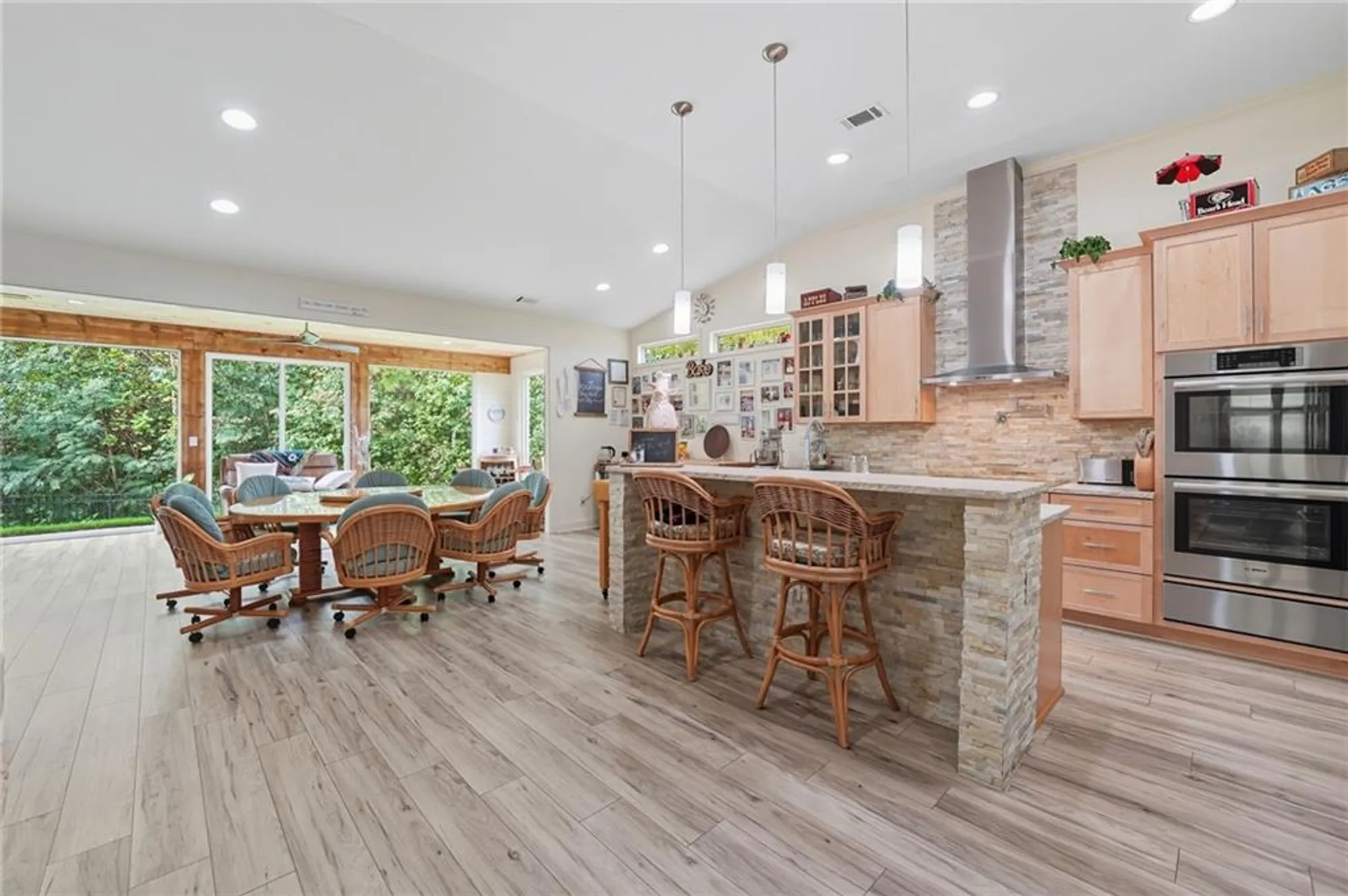 Property Slideshow image 7 of 62 | 158 laurel overlook, Canton, GA, 30114