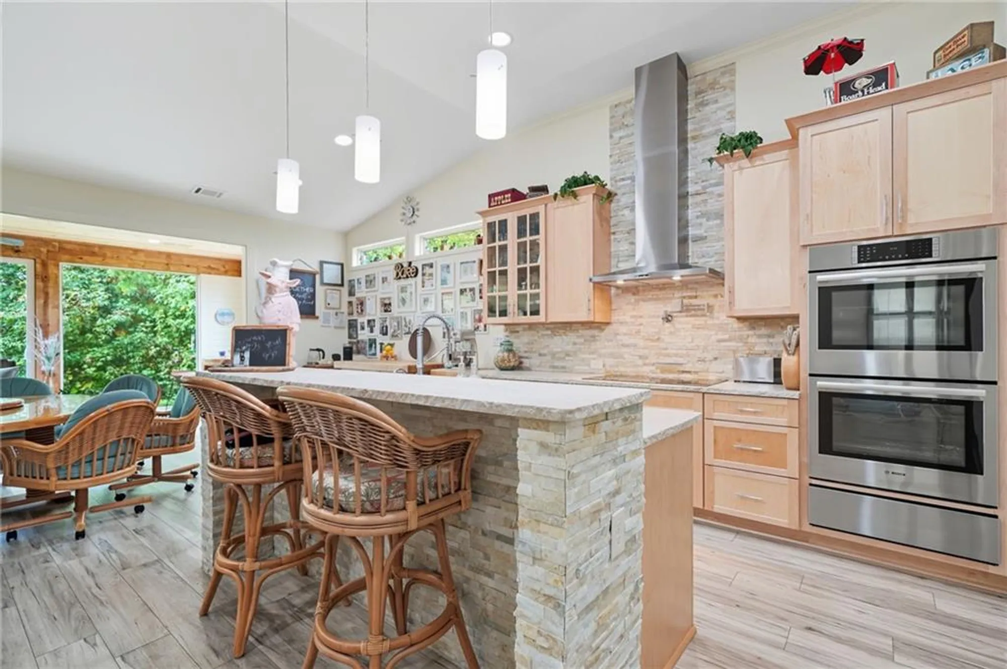 Property Slideshow image 8 of 62 | 158 laurel overlook, Canton, GA, 30114