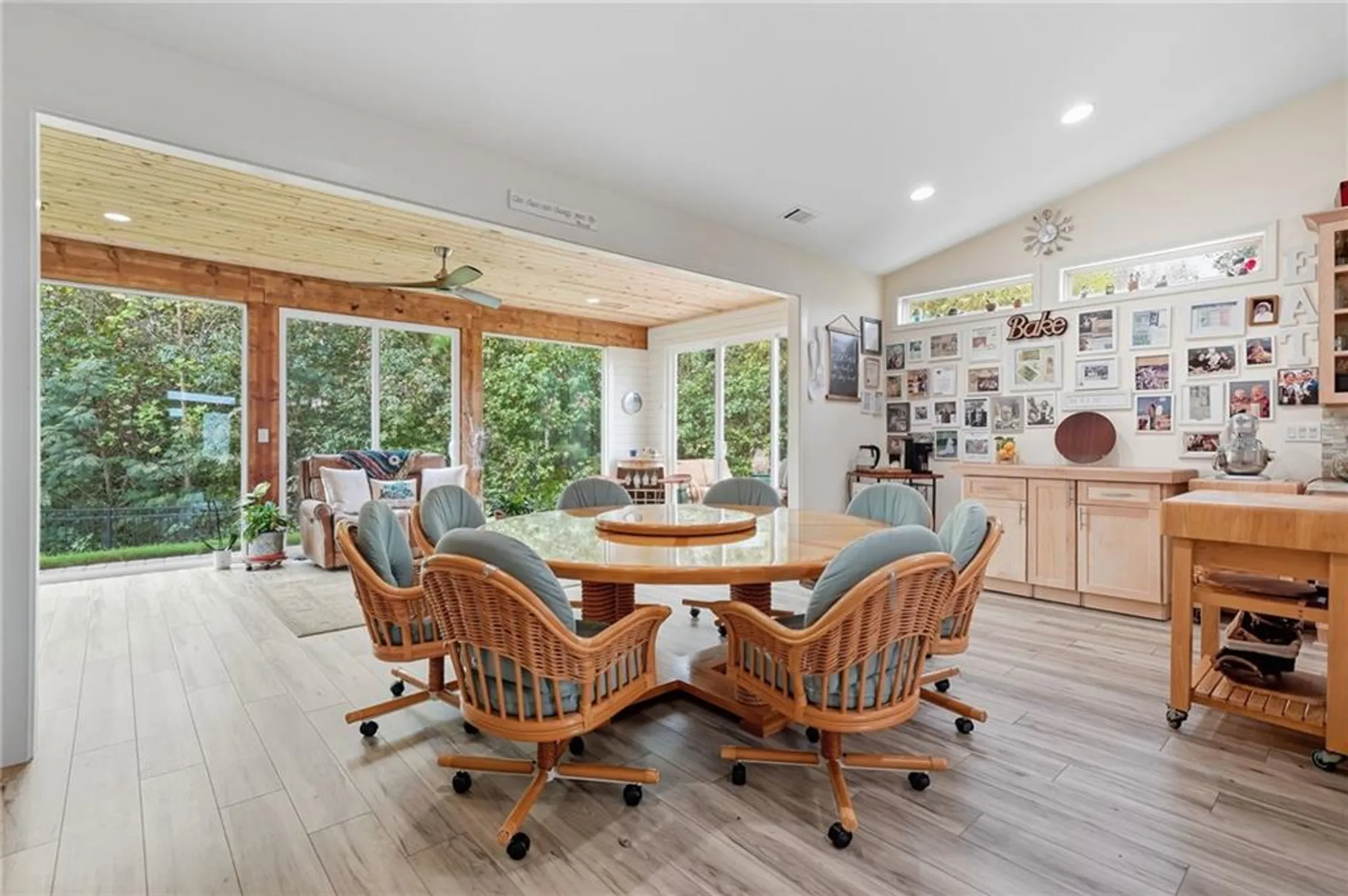 Property Slideshow image 14 of 62 | 158 laurel overlook, Canton, GA, 30114