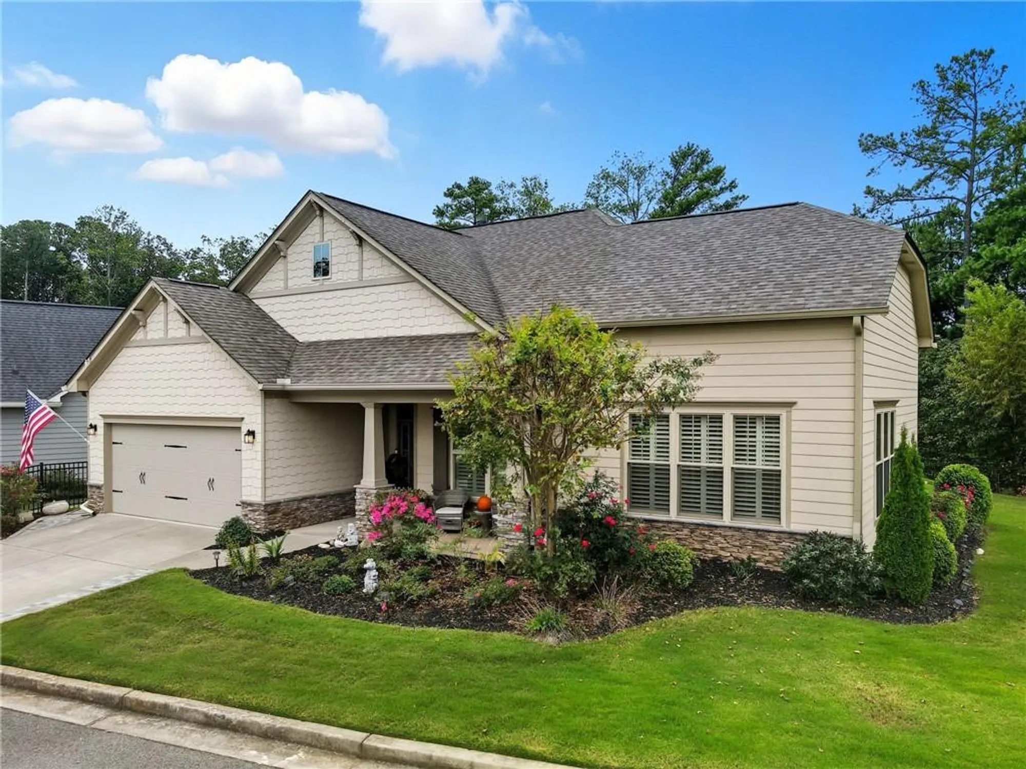 Property Slideshow image 41 of 62 | 158 laurel overlook, Canton, GA, 30114