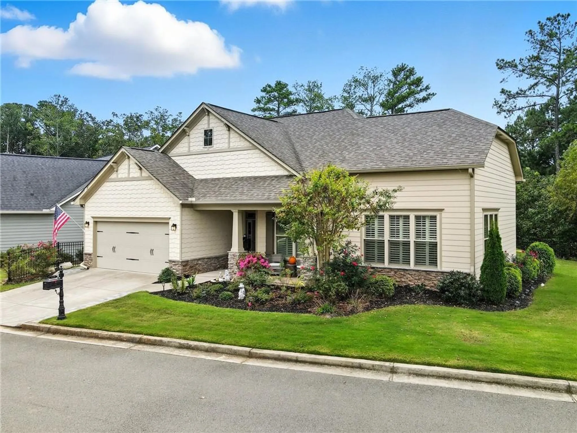 Property Slideshow image 42 of 62 | 158 laurel overlook, Canton, GA, 30114