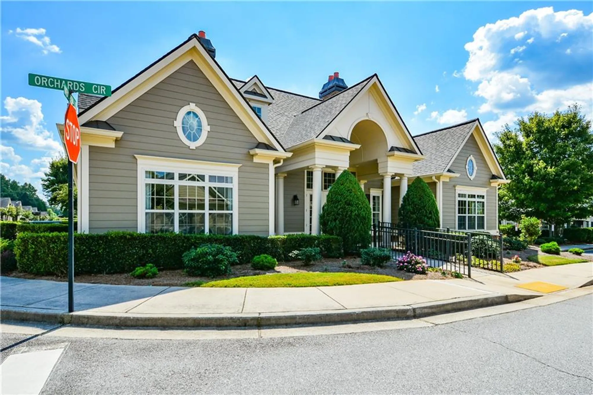 Property Slideshow image 41 of 55 | 219 orchards cir, Woodstock, GA, 30188