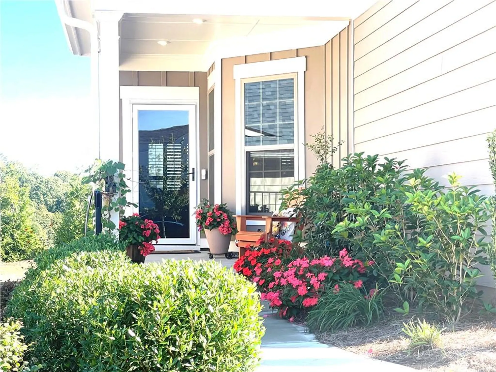 Property Slideshow image 5 of 68 | 5709 grapewood st, Hoschton, GA, 30548