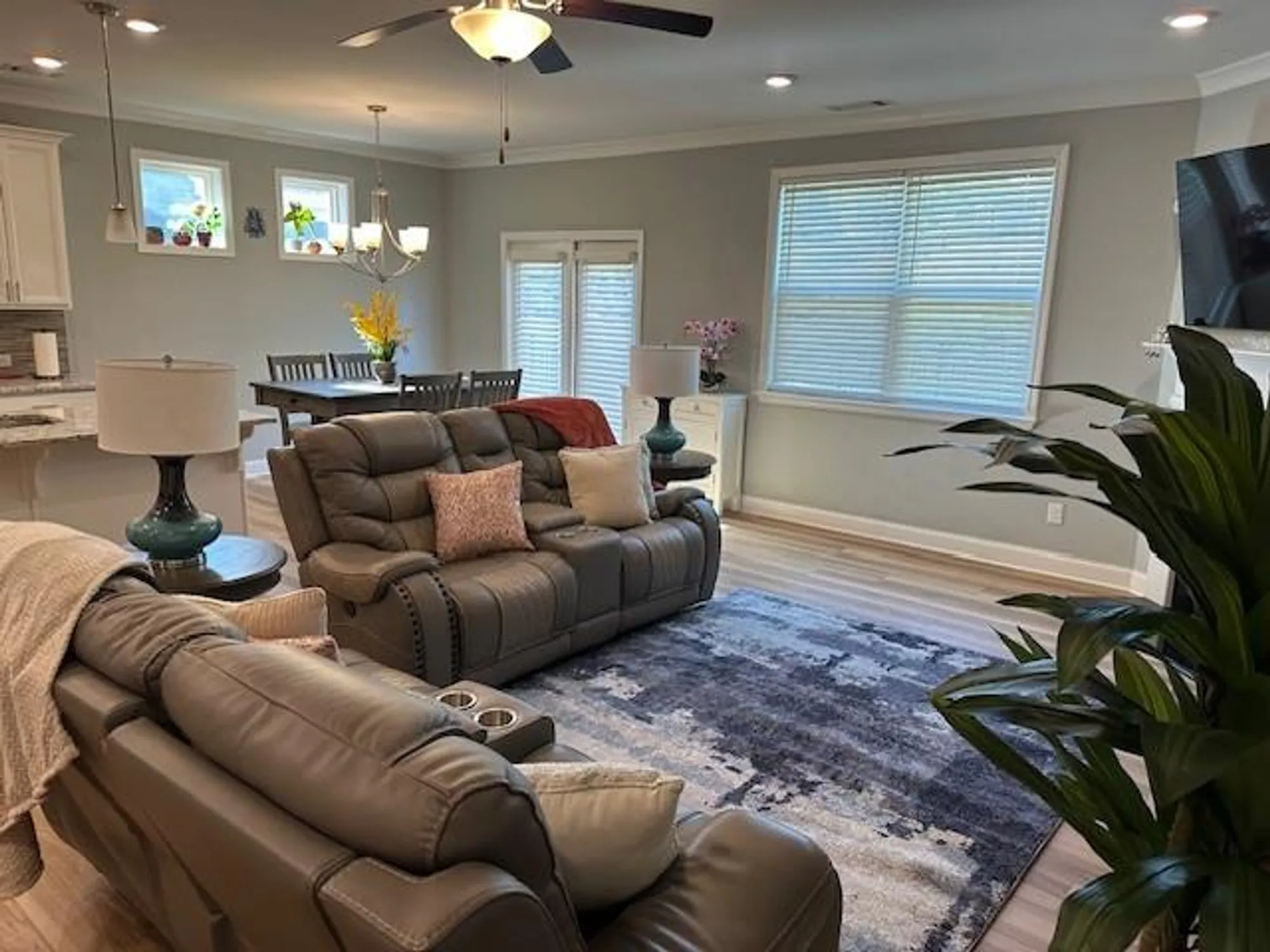 Property Slideshow image 17 of 55 | 513 forest ln, Canton, GA, 30114