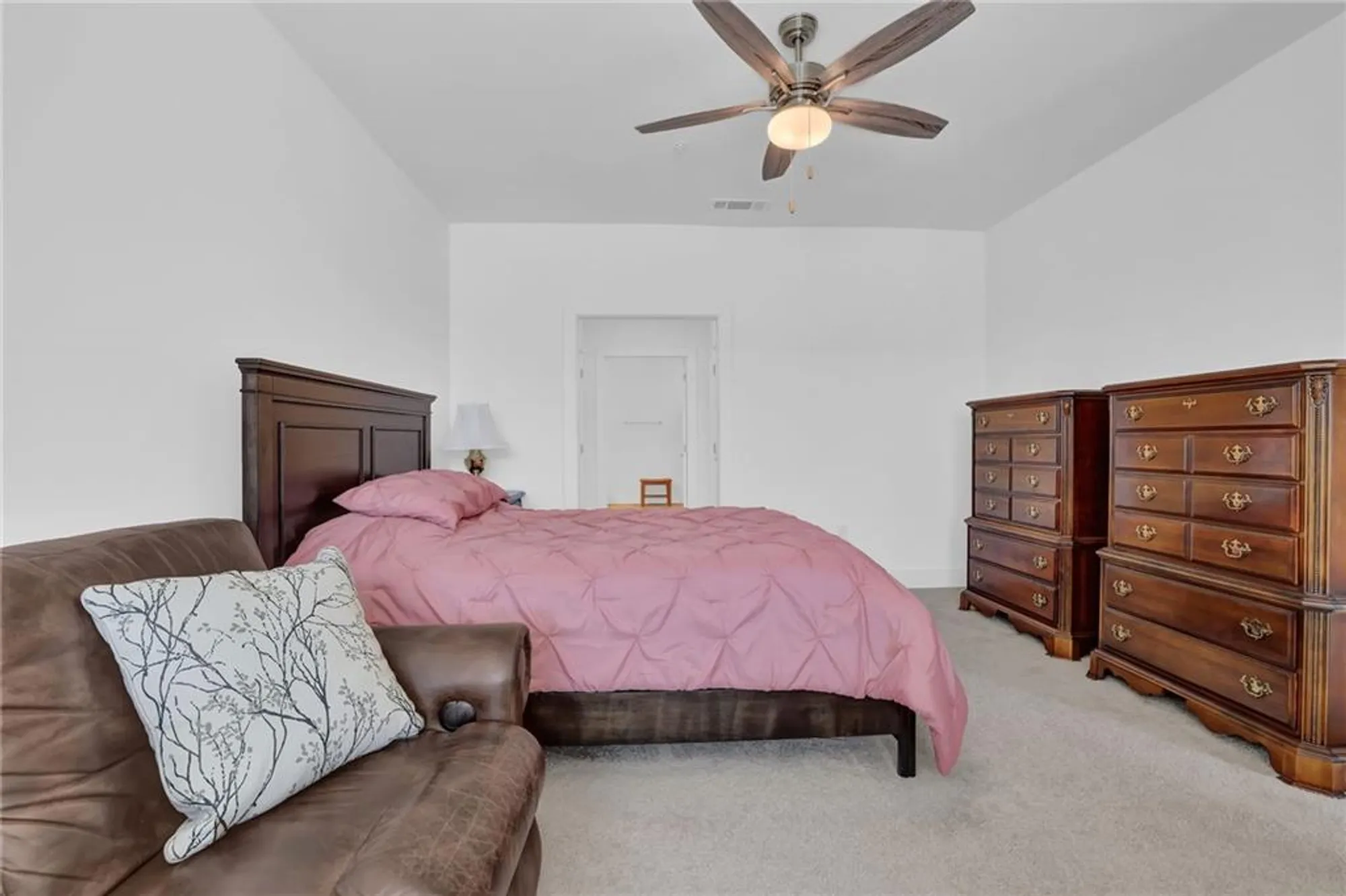 Property Slideshow image 17 of 36 | 3211 orwell way unit 4404, Cumming, GA, 30041