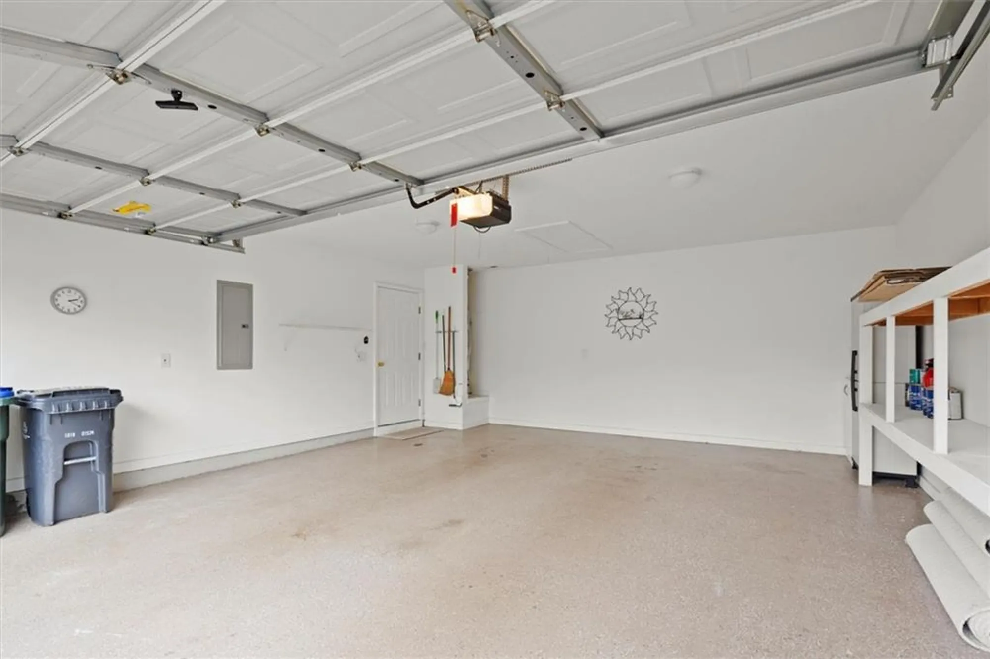 Property Slideshow image 27 of 45 | 406 sweet apple cir, Alpharetta, GA, 30004