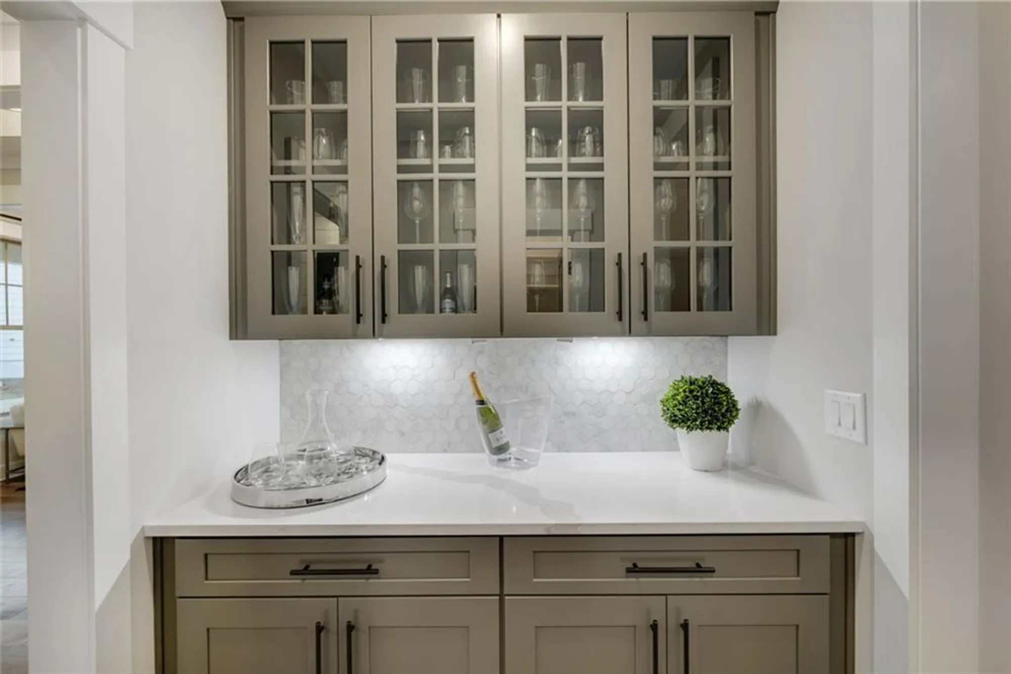 Property Slideshow image 32 of 67 | 782 brooke view dr, Canton, GA, 30115