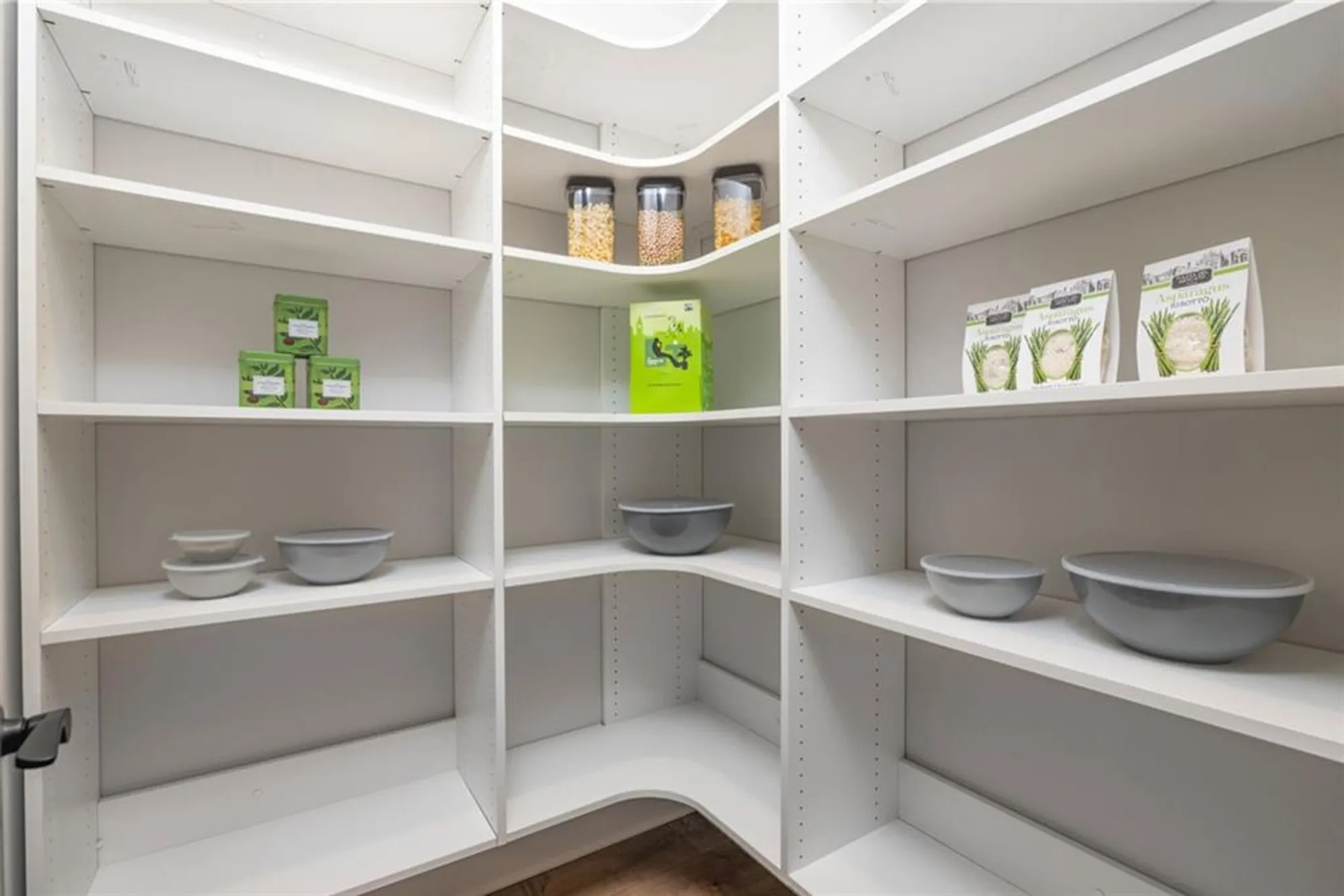 Property Slideshow image 35 of 67 | 782 brooke view dr, Canton, GA, 30115