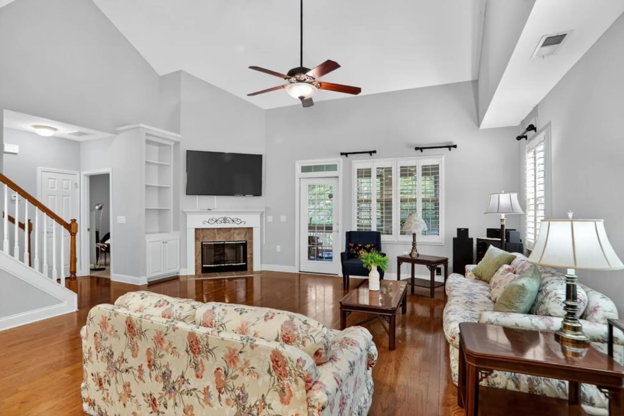 Property Slideshow image 12 of 44 | 1975 brannon commons cir 3204, Cumming, GA, 30041