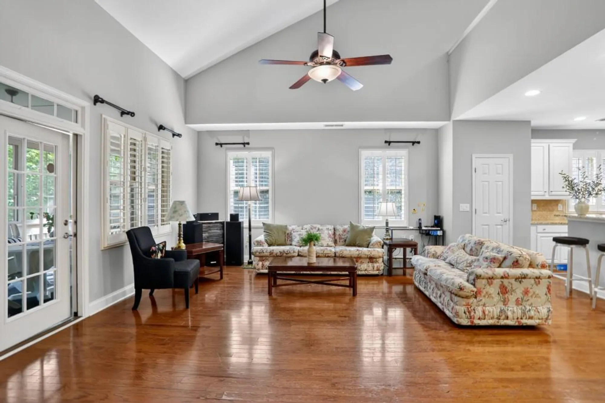 Property Slideshow image 10 of 44 | 1975 brannon commons cir 3204, Cumming, GA, 30041