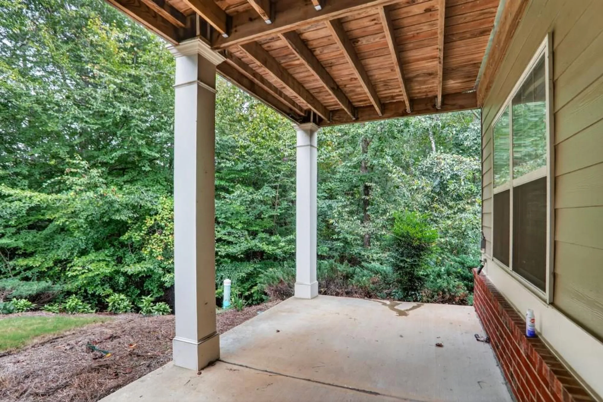 Property Slideshow image 33 of 44 | 1975 brannon commons cir 3204, Cumming, GA, 30041