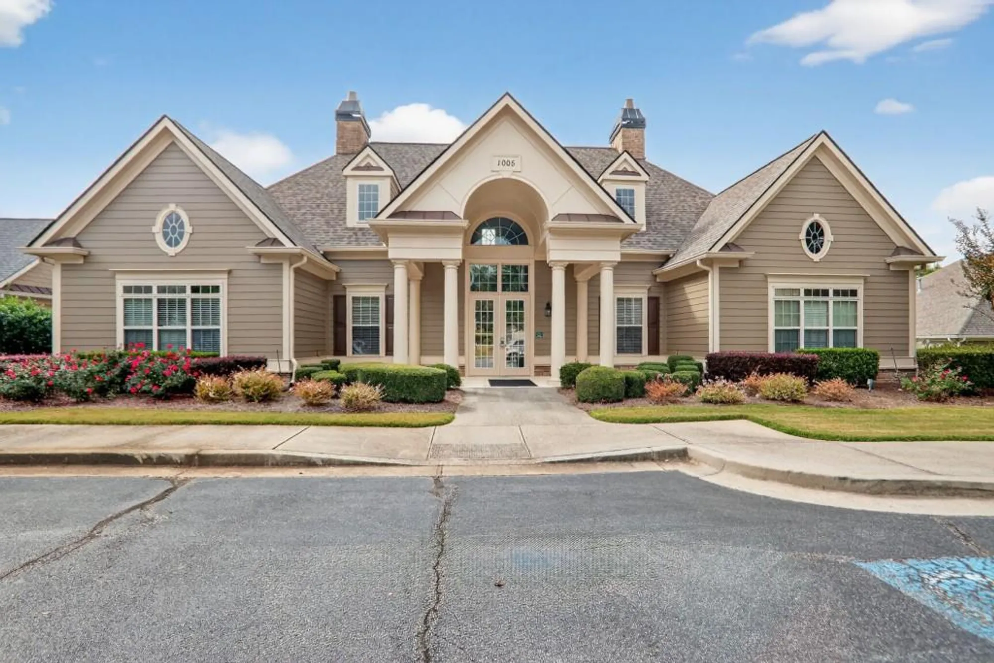 Property Slideshow image 41 of 44 | 1975 brannon commons cir 3204, Cumming, GA, 30041