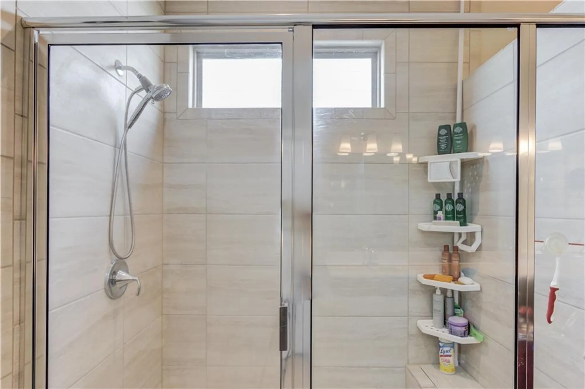 Property Slideshow image 22 of 56 | 5952 ventura pl, Hoschton, GA, 30548