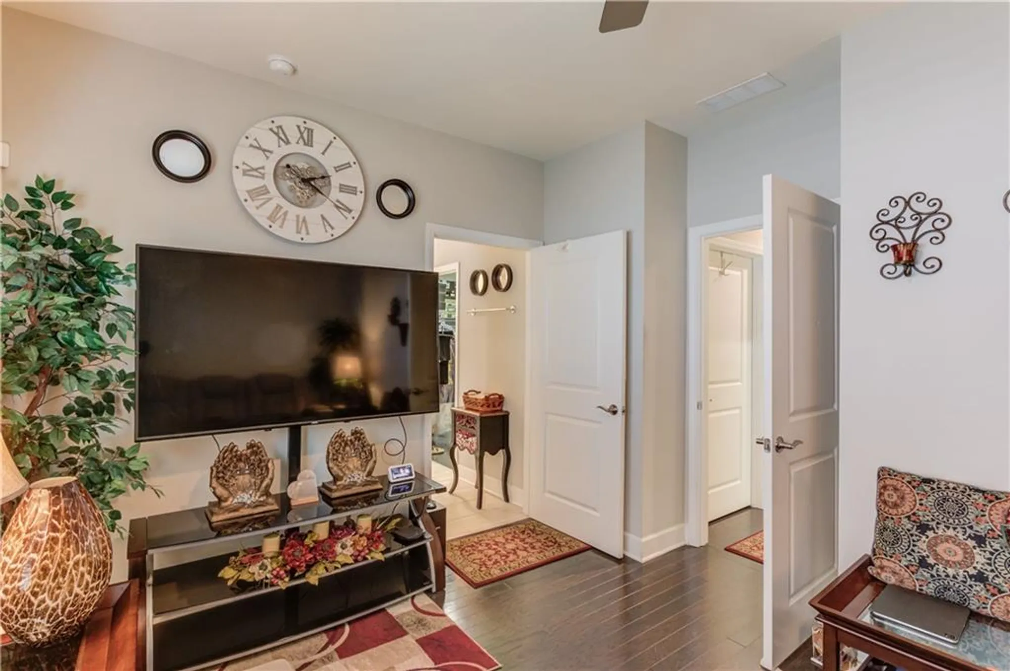 Property Slideshow image 25 of 56 | 5952 ventura pl, Hoschton, GA, 30548