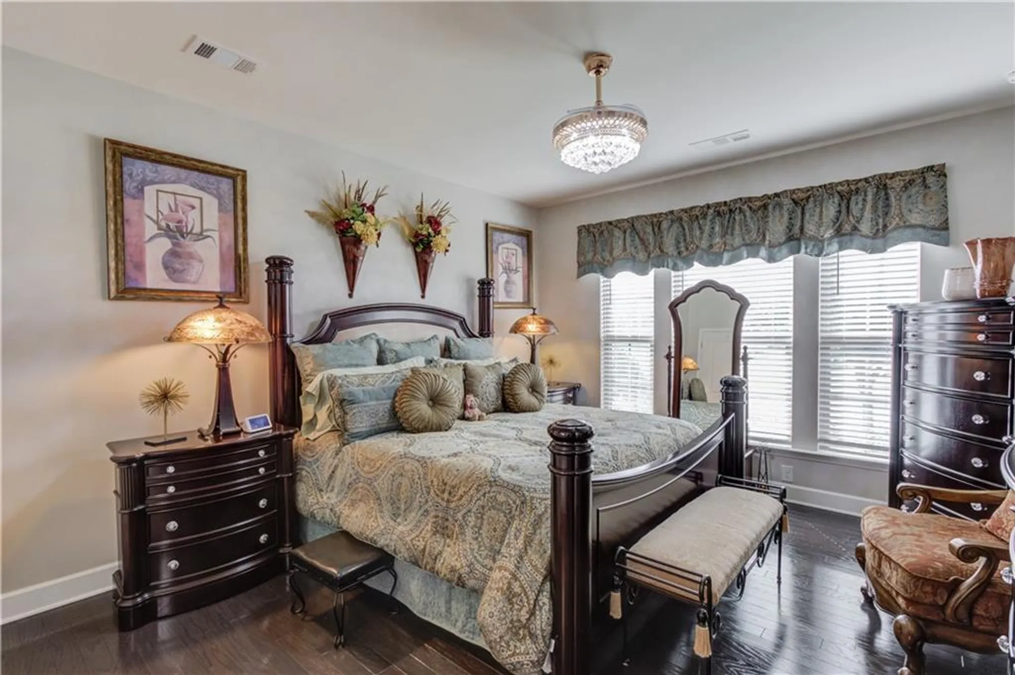 Property Slideshow image 26 of 56 | 5952 ventura pl, Hoschton, GA, 30548