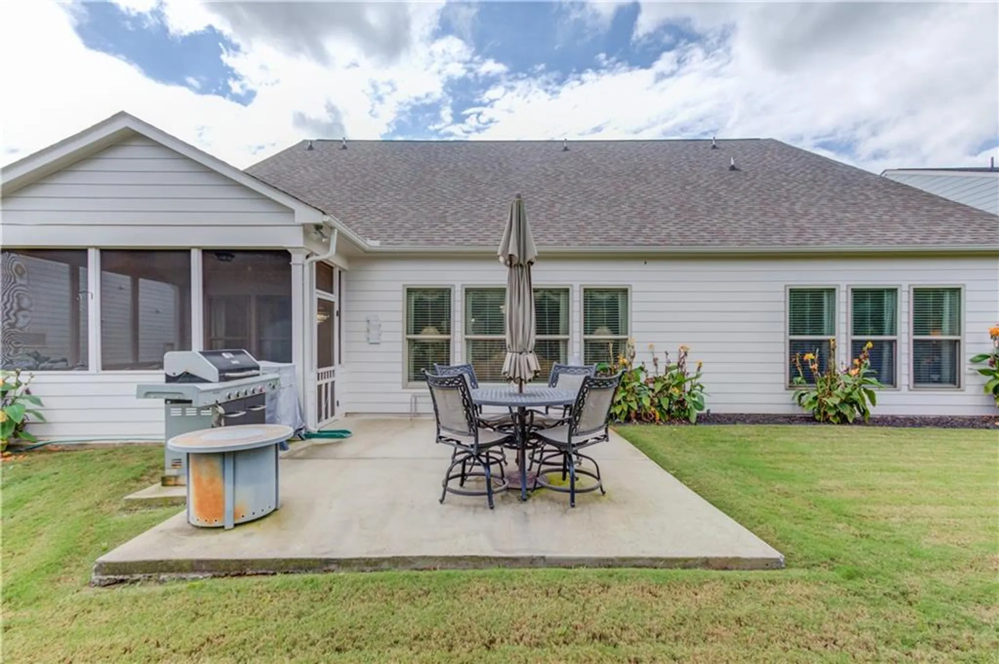 Property Slideshow image 42 of 56 | 5952 ventura pl, Hoschton, GA, 30548