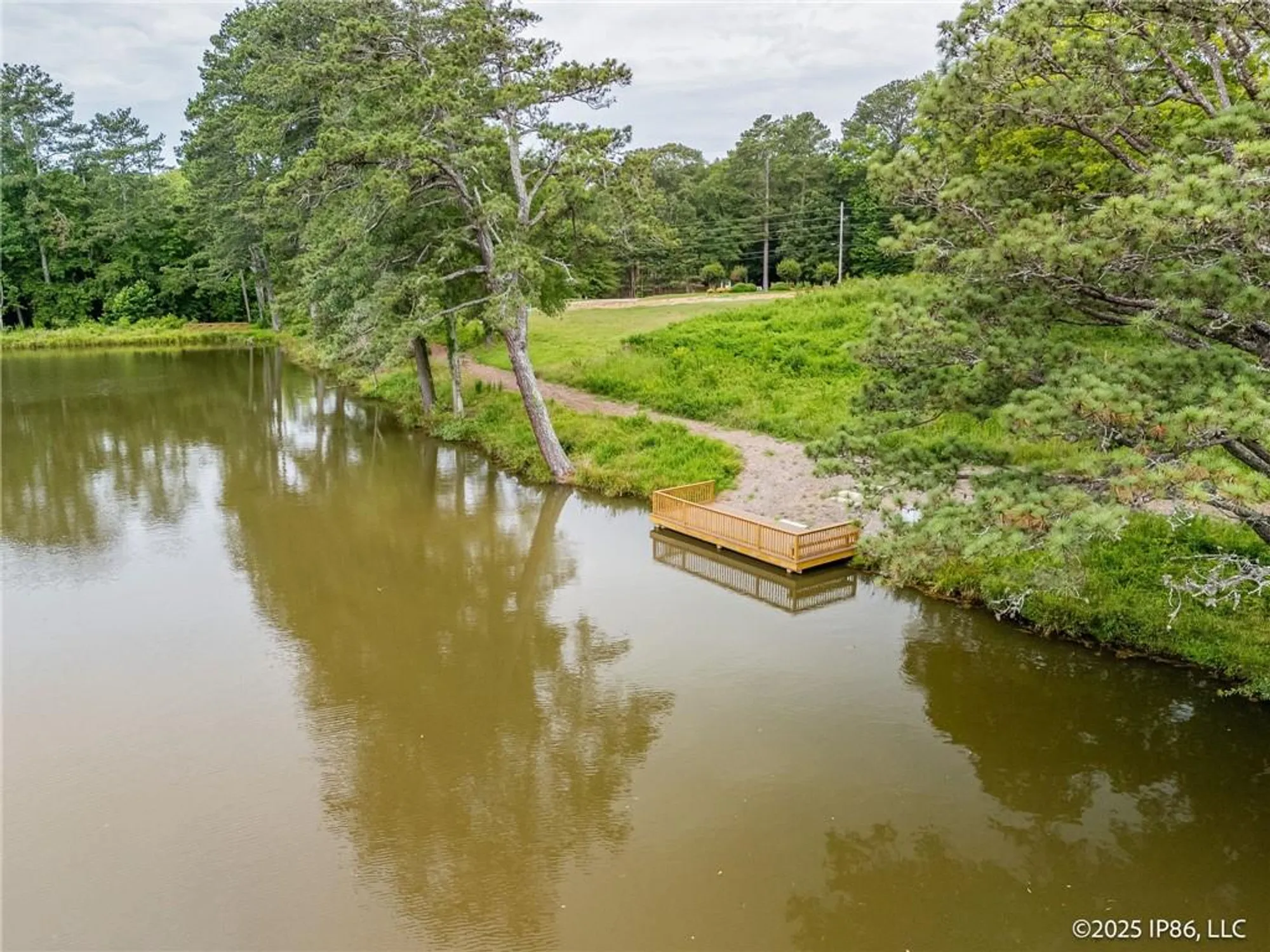Property Slideshow image 22 of 24 | 3507 fishpond cir, Dacula, GA, 30019