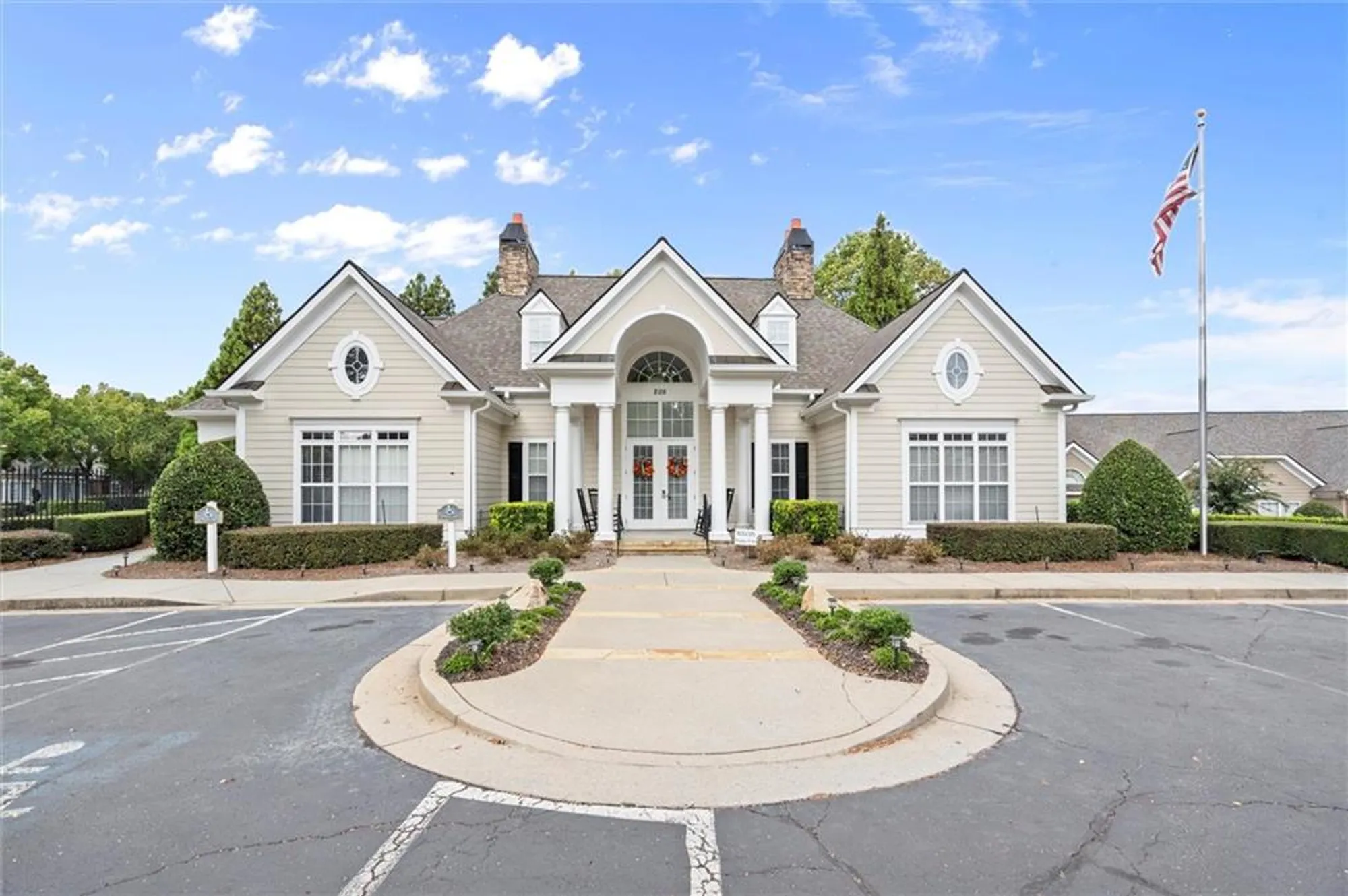 Property Slideshow image 29 of 45 | 406 sweet apple cir, Alpharetta, GA, 30004