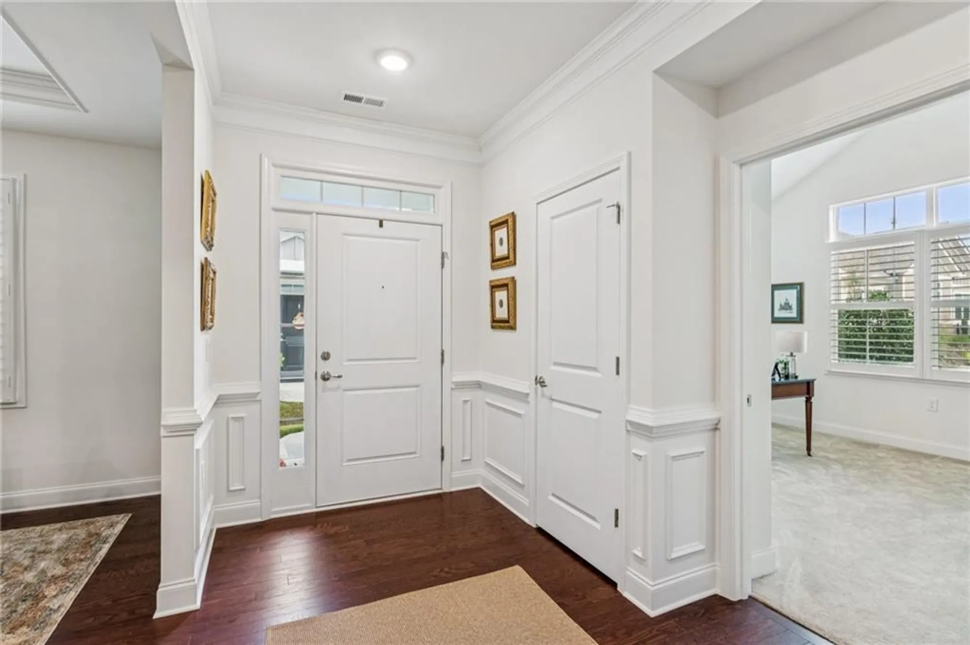 Property Slideshow image 4 of 44 | 1001 lexington green pnes, Cumming, GA, 30040