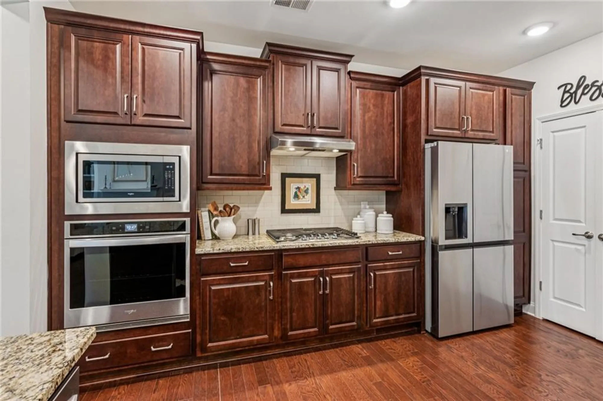 Property Slideshow image 10 of 44 | 1001 lexington green pnes, Cumming, GA, 30040