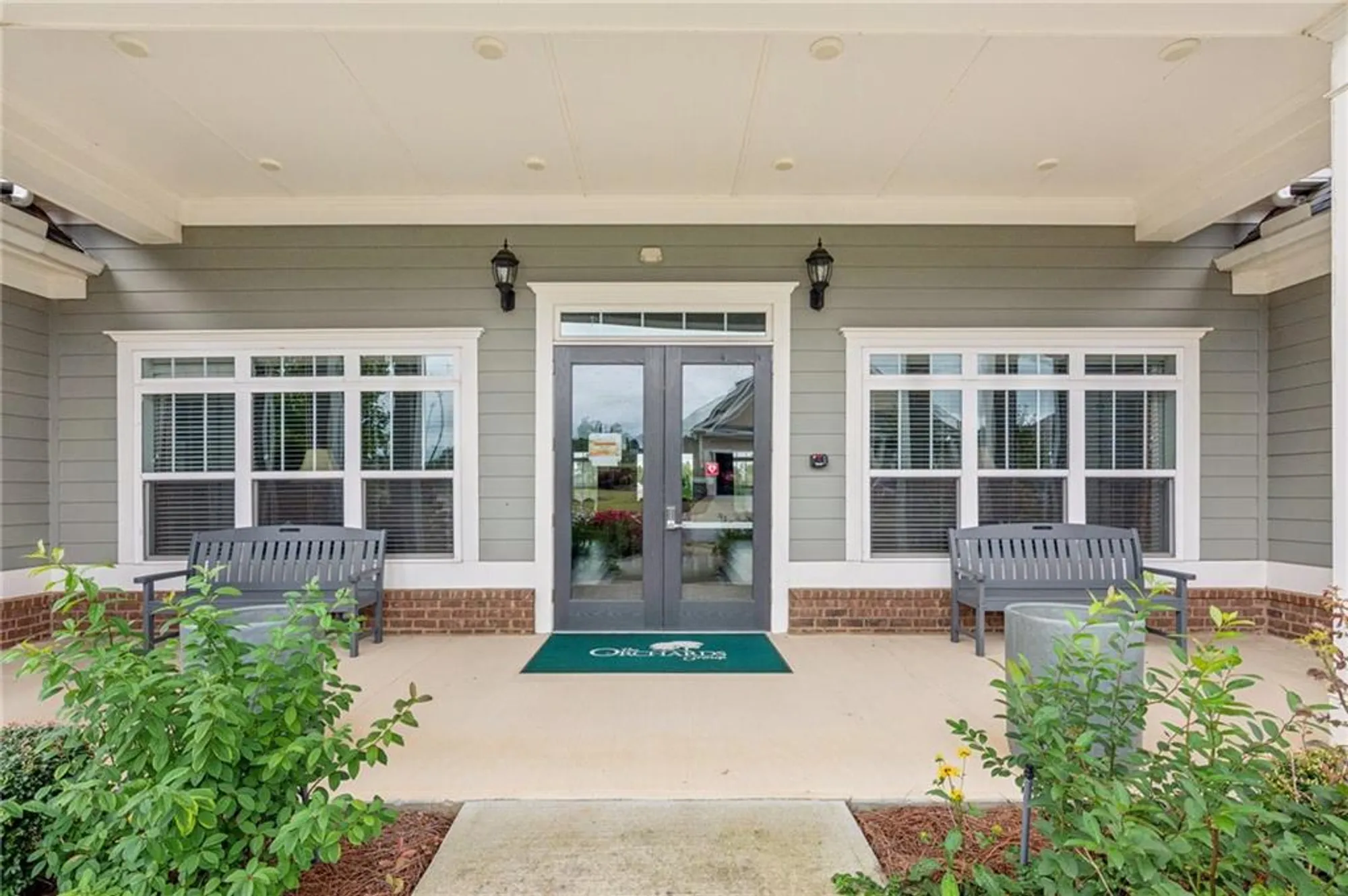 Property Slideshow image 37 of 44 | 1001 lexington green pnes, Cumming, GA, 30040