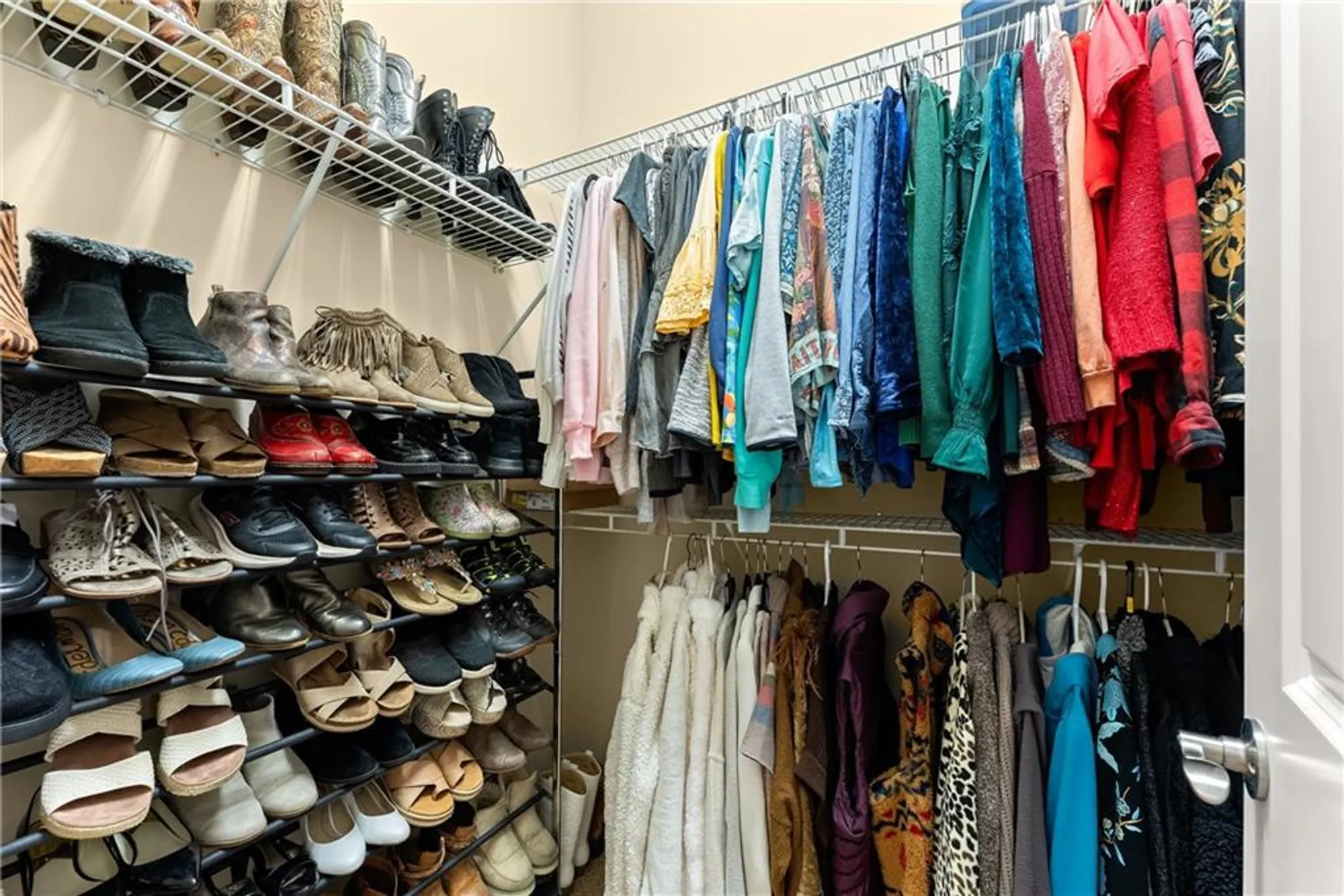 Property Slideshow image 12 of 58 | 3133 scarlet oak ln, Gainesville, GA, 30504