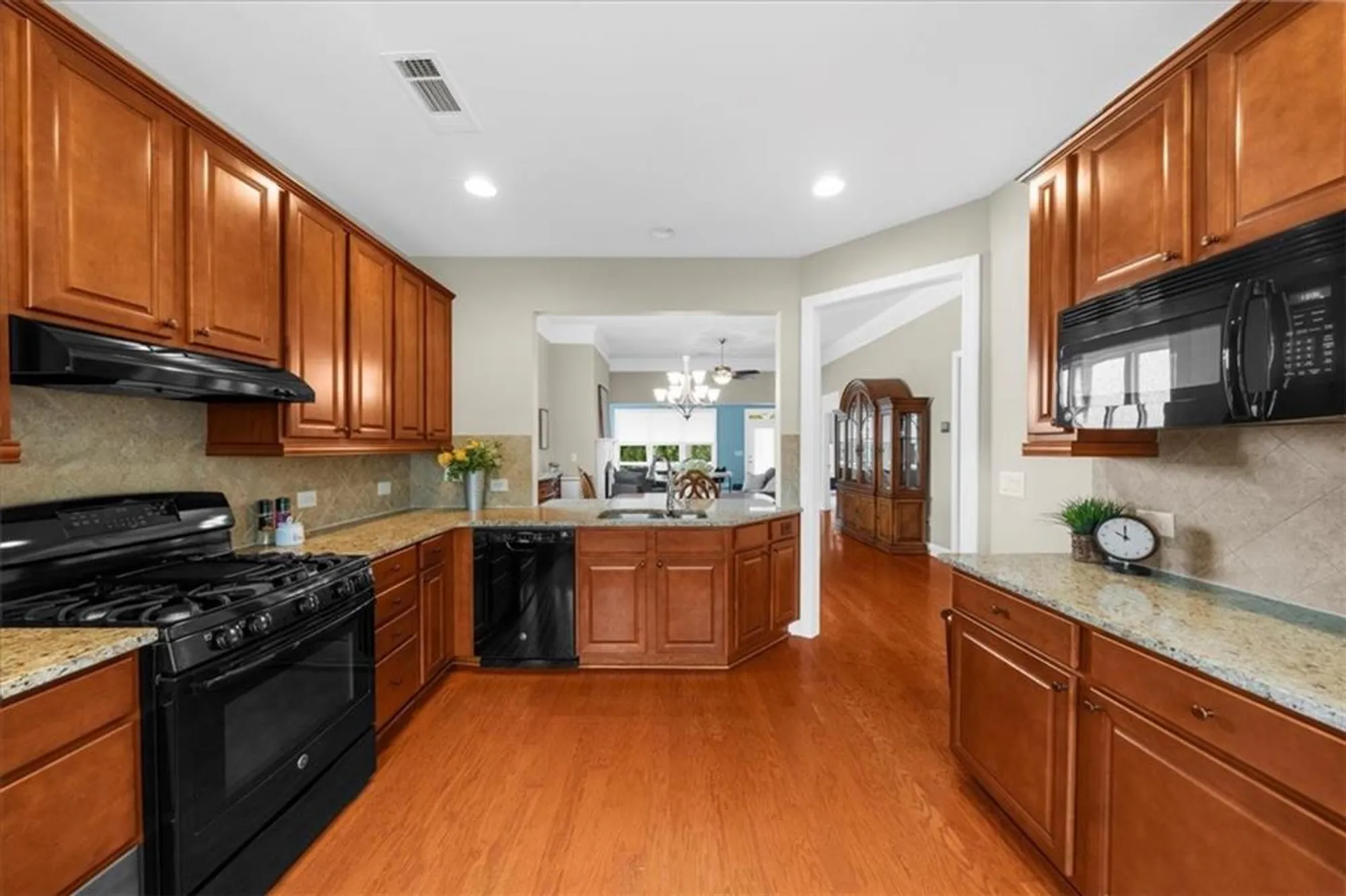 Property Slideshow image 15 of 81 | 3554 black cherry pt, Gainesville, GA, 30504