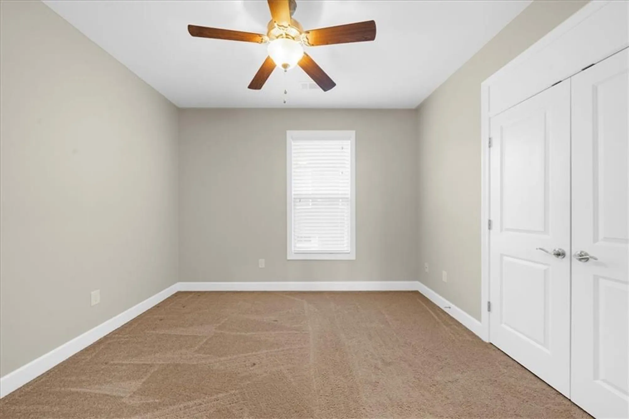 Property Slideshow image 23 of 81 | 3554 black cherry pt, Gainesville, GA, 30504