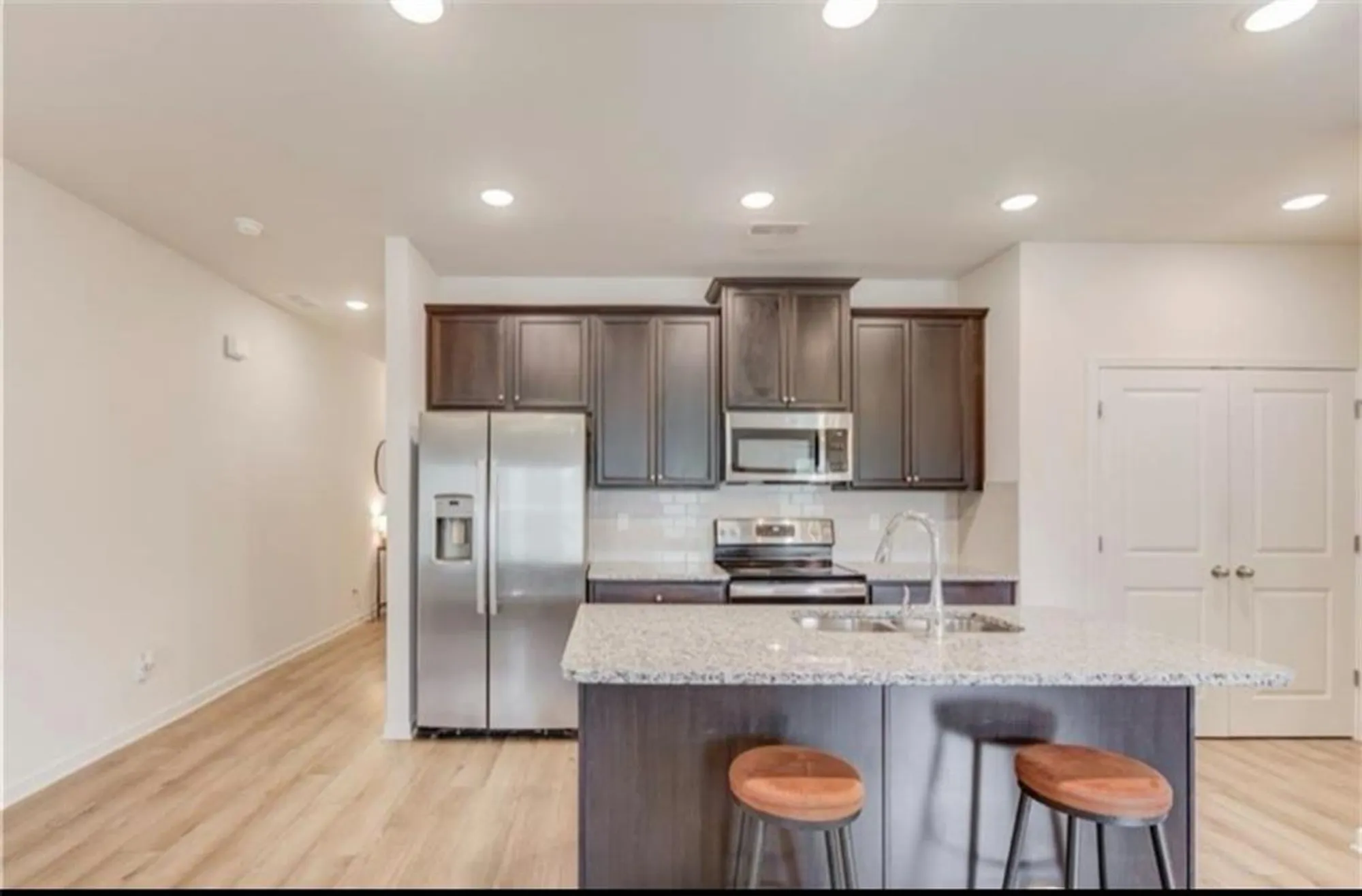 Property Slideshow image 7 of 25 | 4565 bishops ln, Oakwood, GA, 30566