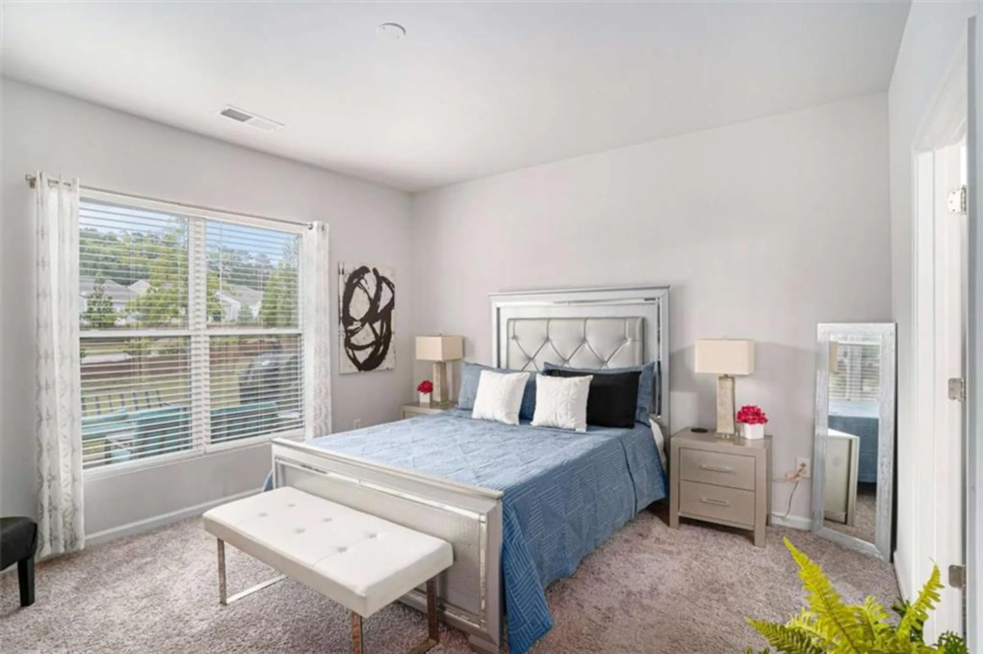 Property Slideshow image 16 of 29 | 124 ohoopee dr, Griffin, GA, 30223