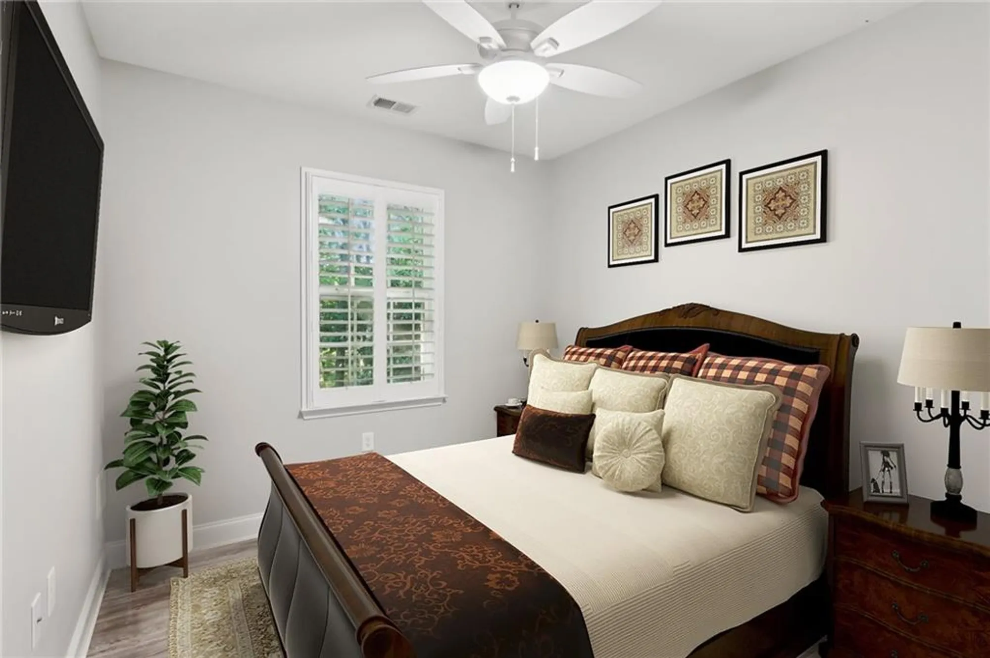 Property Slideshow image 21 of 31 | 2593 grapevine cir # 301, Cumming, GA, 30041