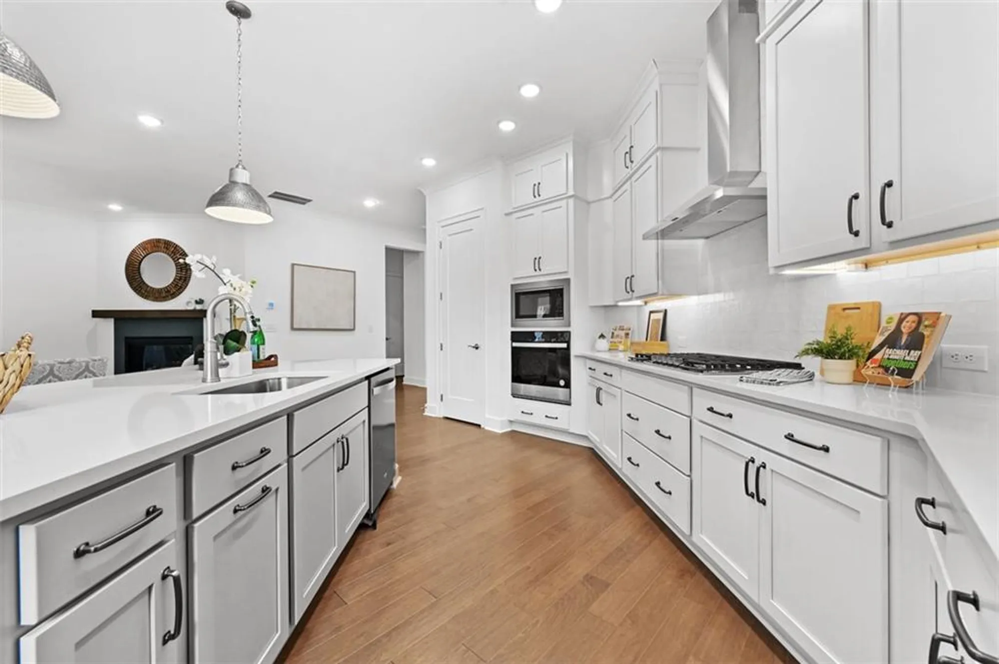 Property Slideshow image 24 of 36 | 7020 cottage grove dr, Flowery Branch, GA, 30542