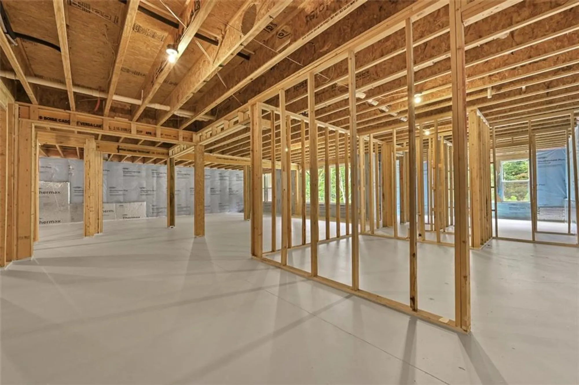 Property Slideshow image 29 of 36 | 7020 cottage grove dr, Flowery Branch, GA, 30542