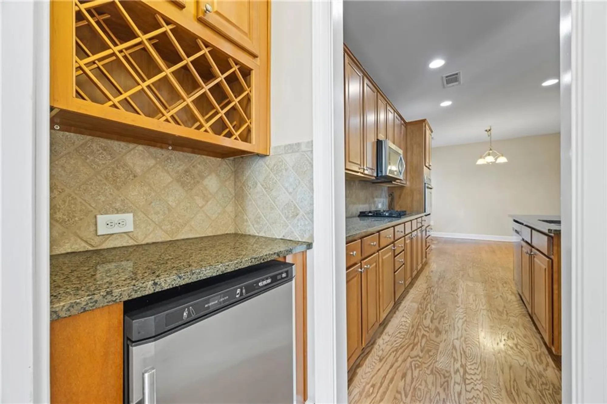 Property Slideshow image 13 of 64 | 3310 noble fir trce, Gainesville, GA, 30504