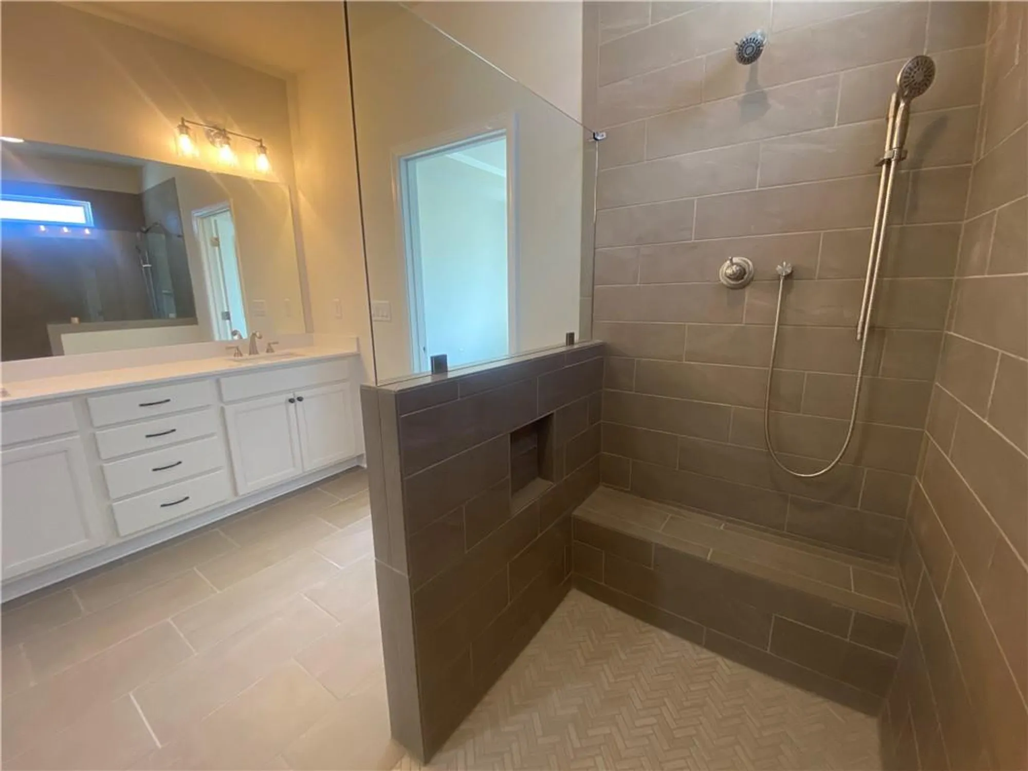 Property Slideshow image 30 of 65 | 134 oakdale rd, Jefferson, GA, 30549