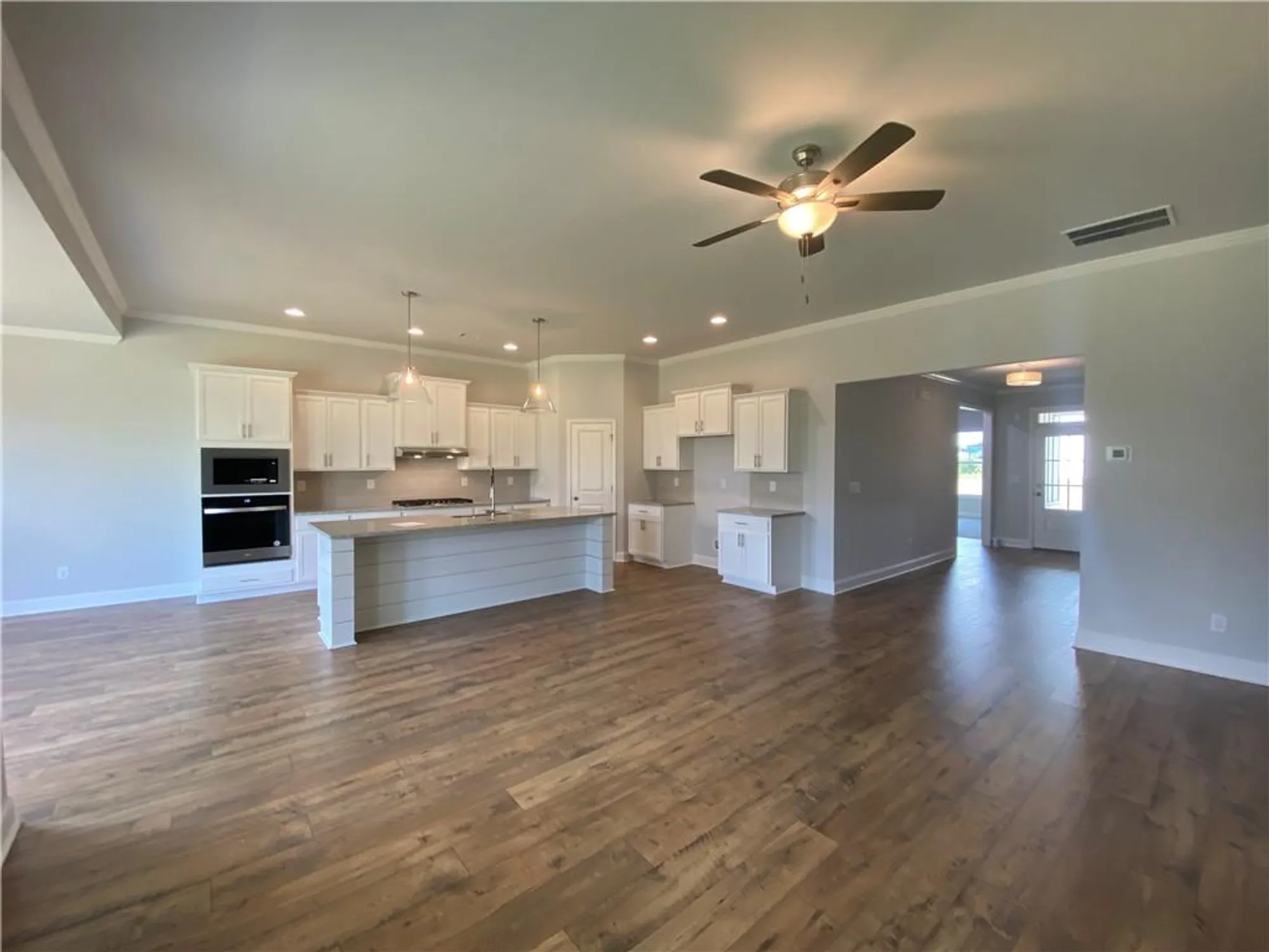 Property Slideshow image 12 of 64 | 164 oakdale rd, Jefferson, GA, 30549