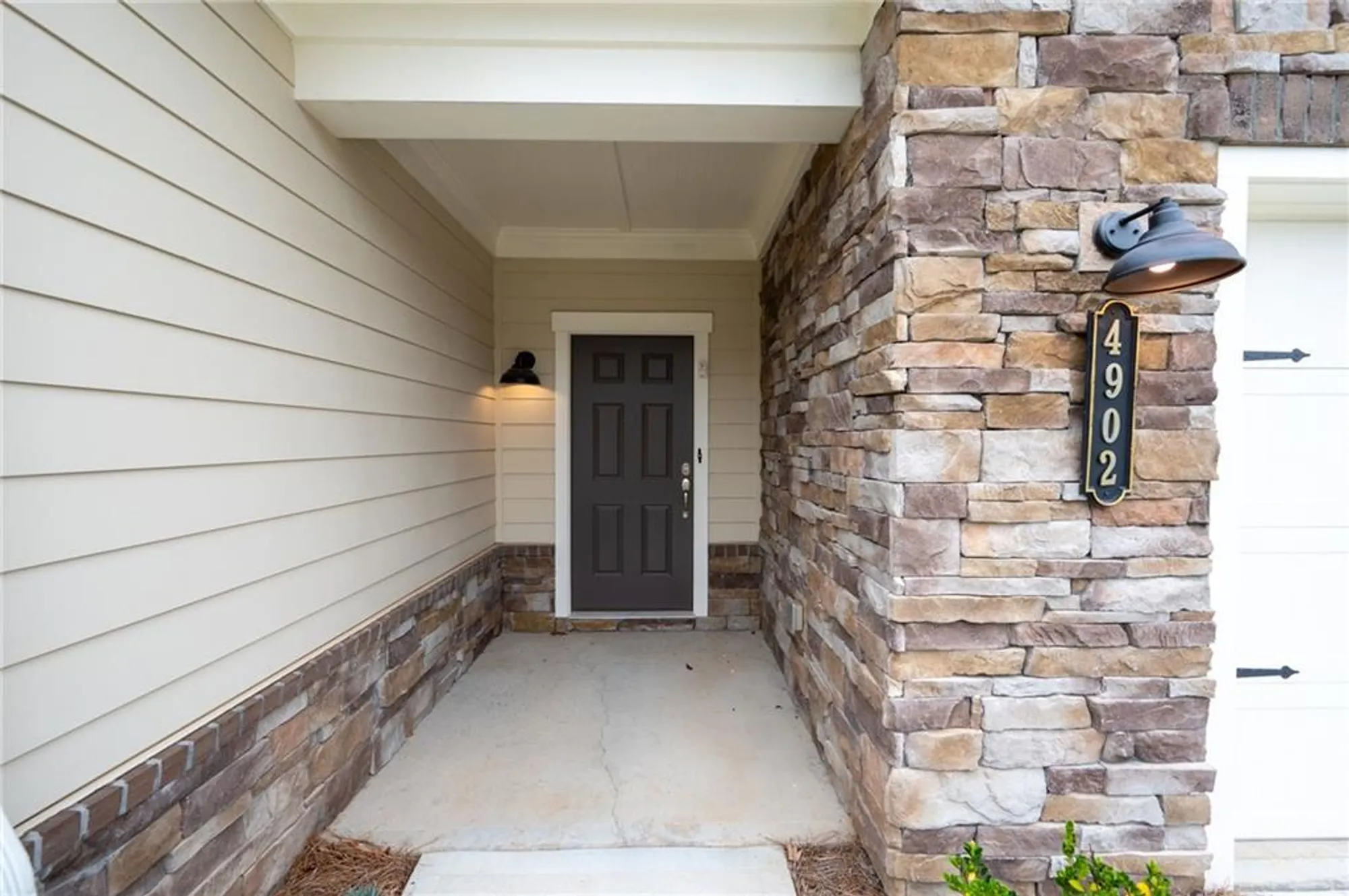 Property Slideshow image 4 of 48 | 4902 pleasantry way nw, Acworth, GA, 30101