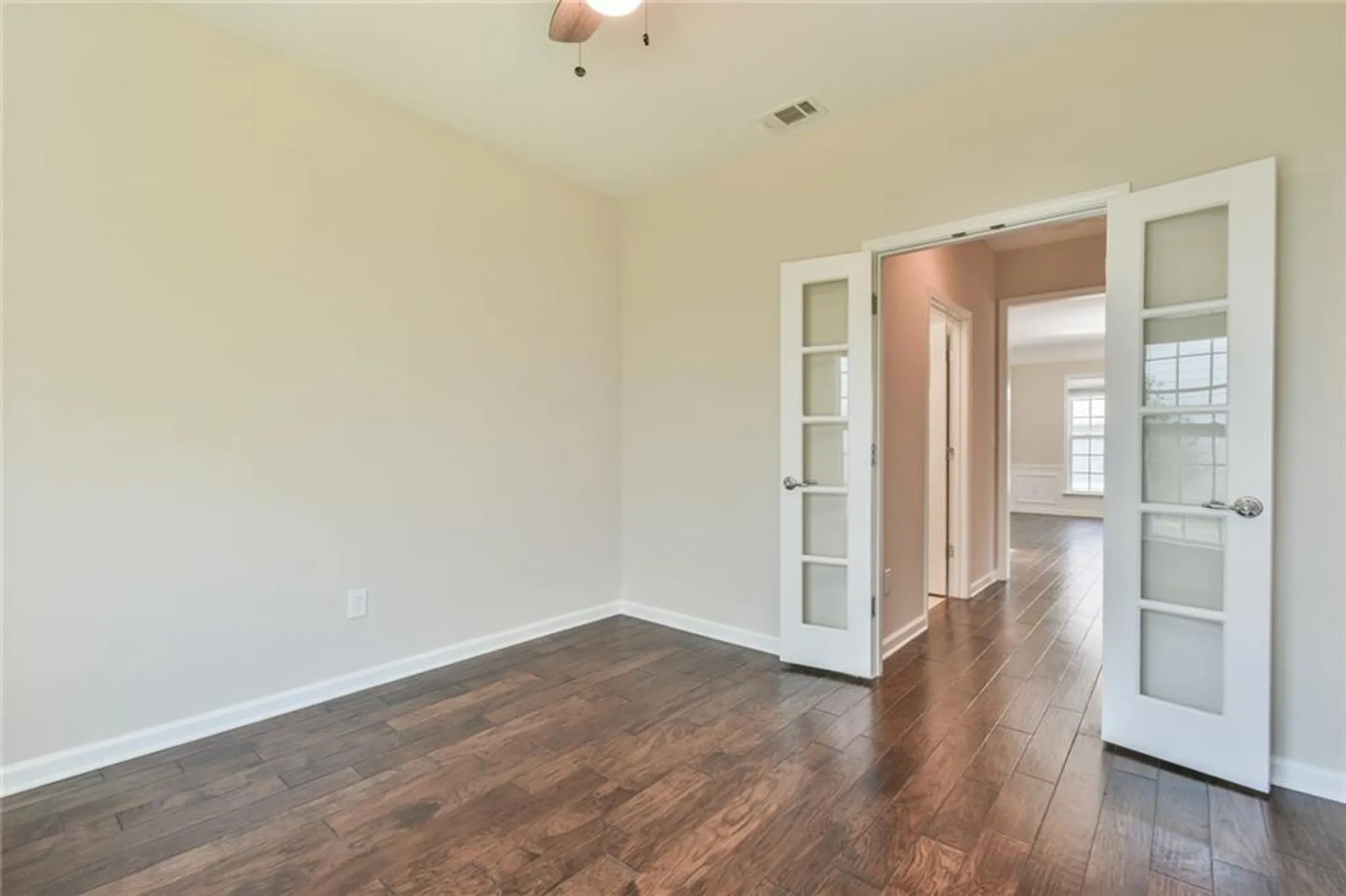 Property Slideshow image 17 of 29 | 6484 lantern rdg, Hoschton, GA, 30548