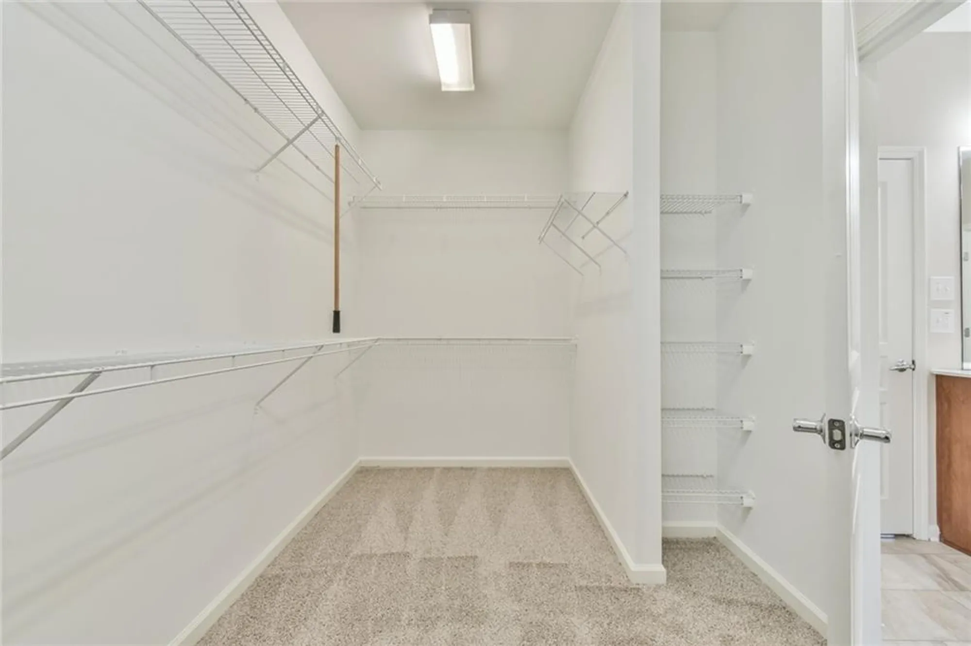 Property Slideshow image 26 of 29 | 6484 lantern rdg, Hoschton, GA, 30548