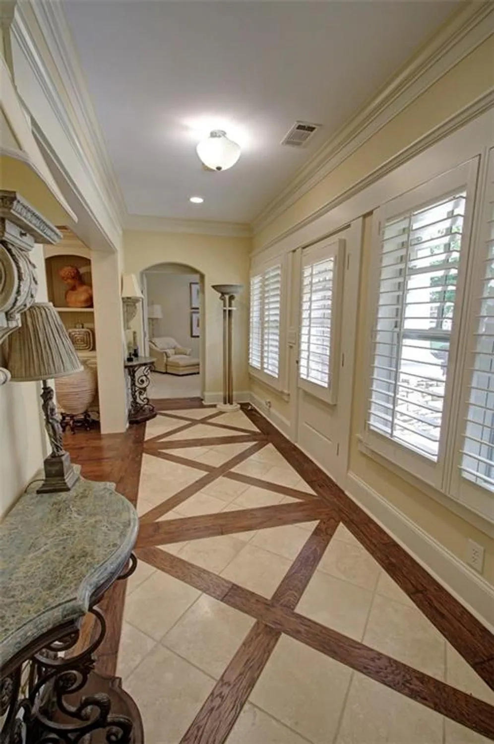 Property Slideshow image 7 of 72 | 2689 middlecreek way, Cumming, GA, 30041