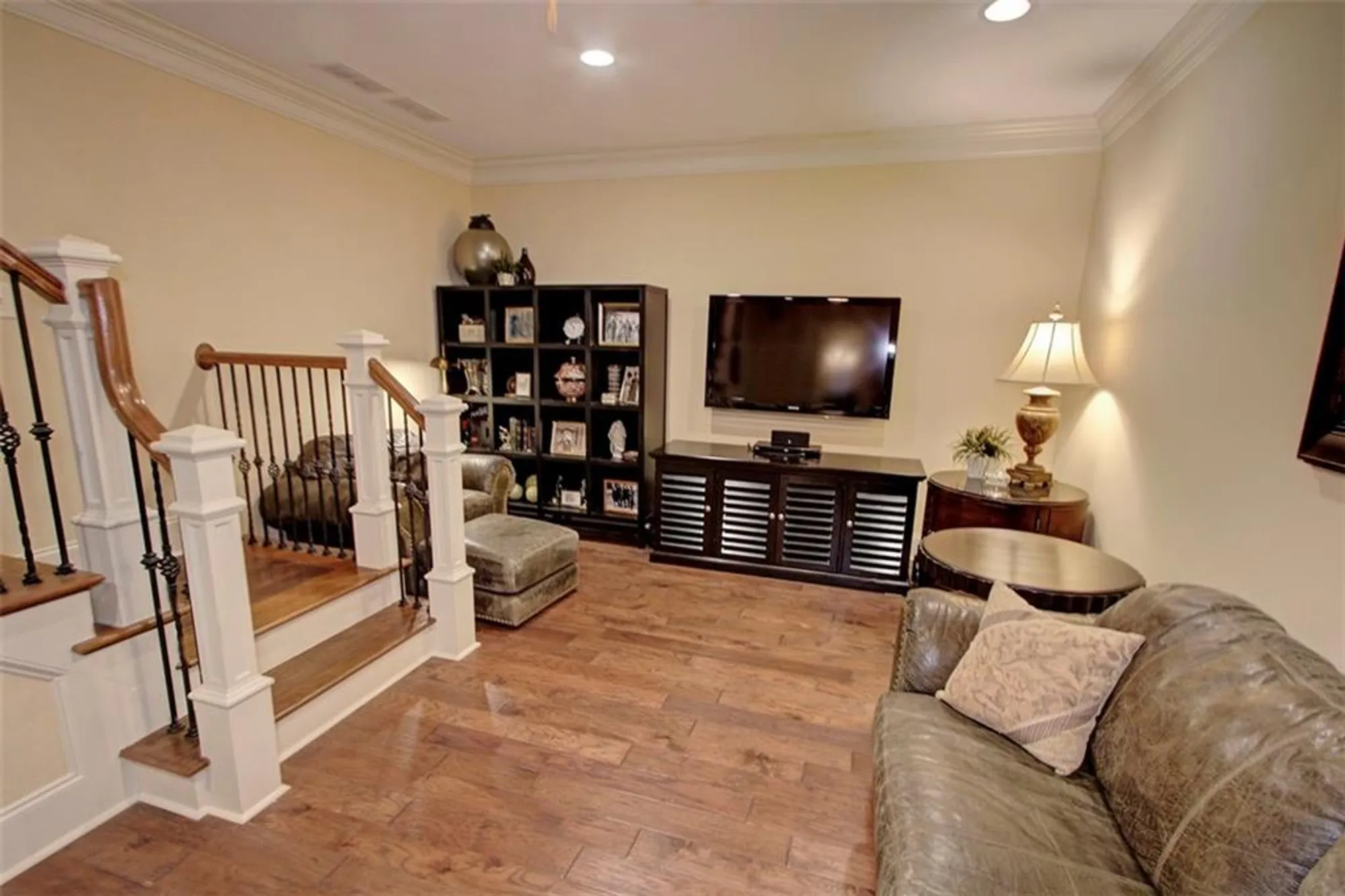Property Slideshow image 34 of 72 | 2689 middlecreek way, Cumming, GA, 30041