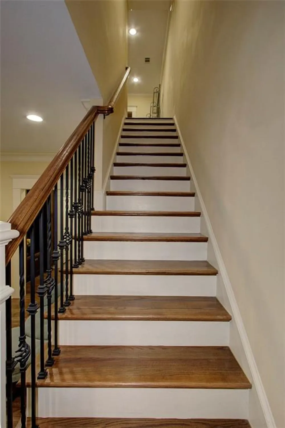 Property Slideshow image 38 of 72 | 2689 middlecreek way, Cumming, GA, 30041