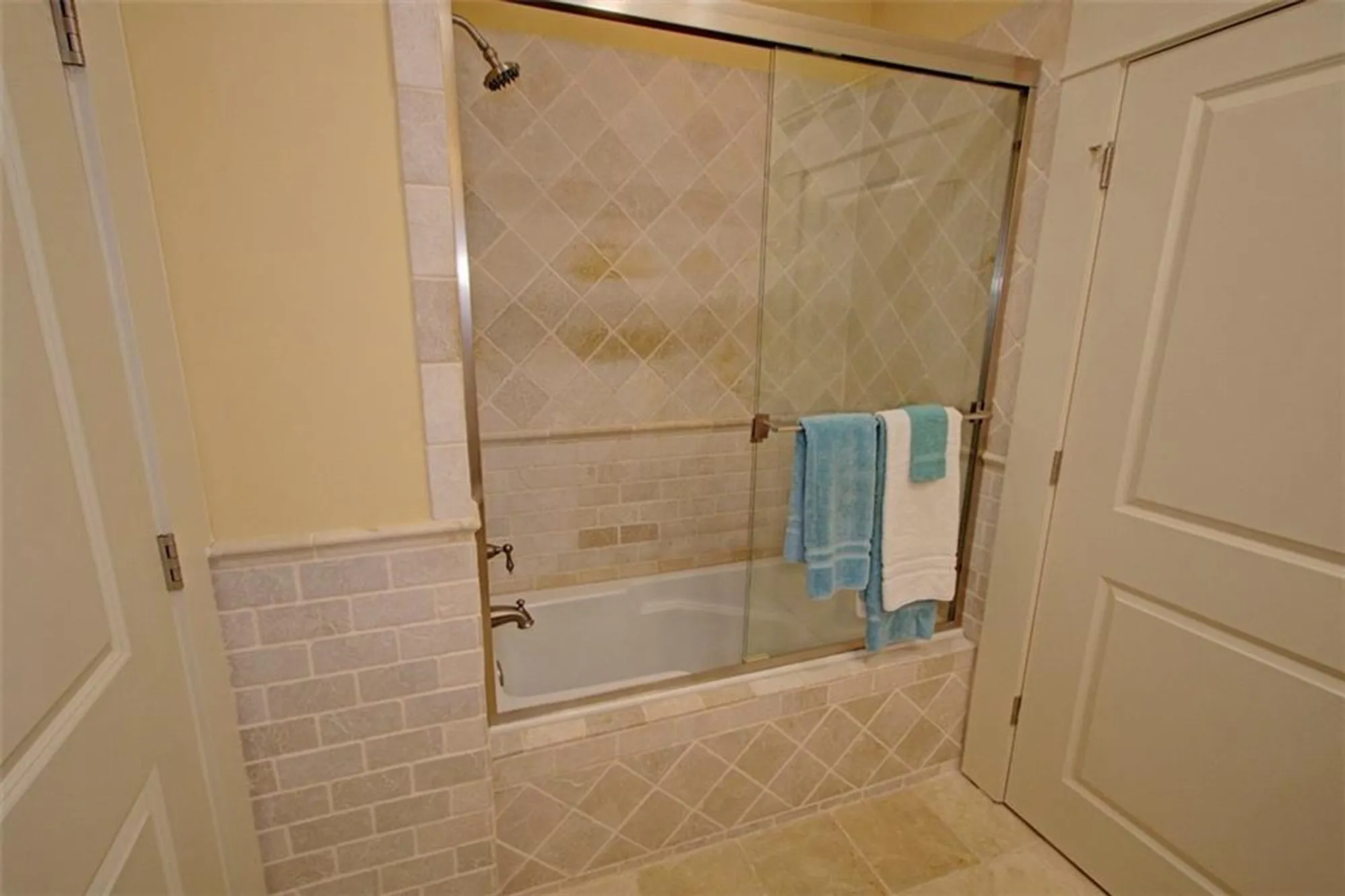 Property Slideshow image 51 of 72 | 2689 middlecreek way, Cumming, GA, 30041