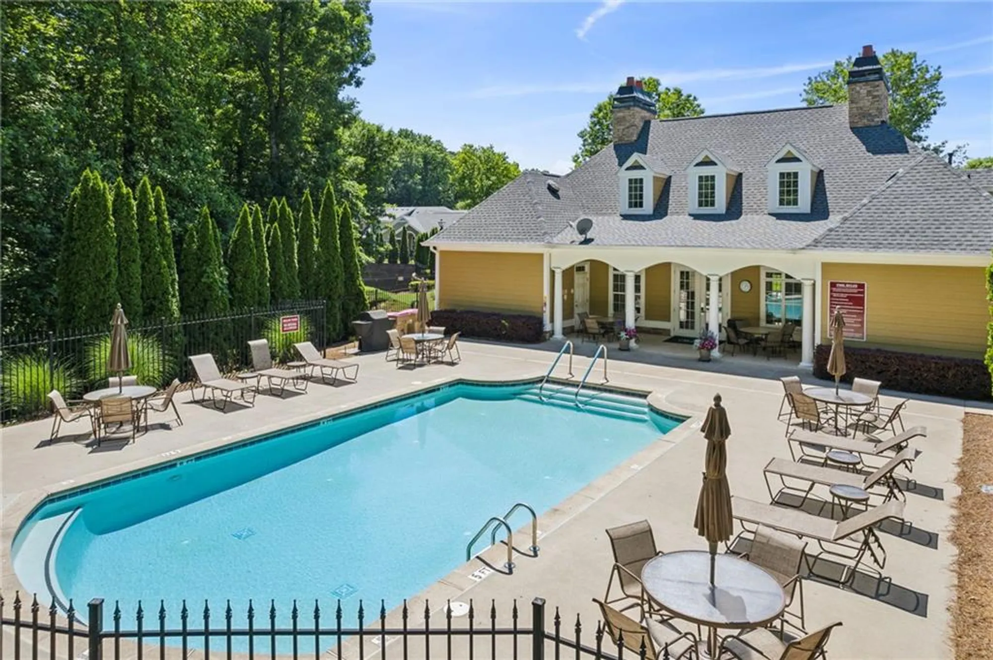 Property Slideshow image 30 of 31 | 2593 grapevine cir # 301, Cumming, GA, 30041