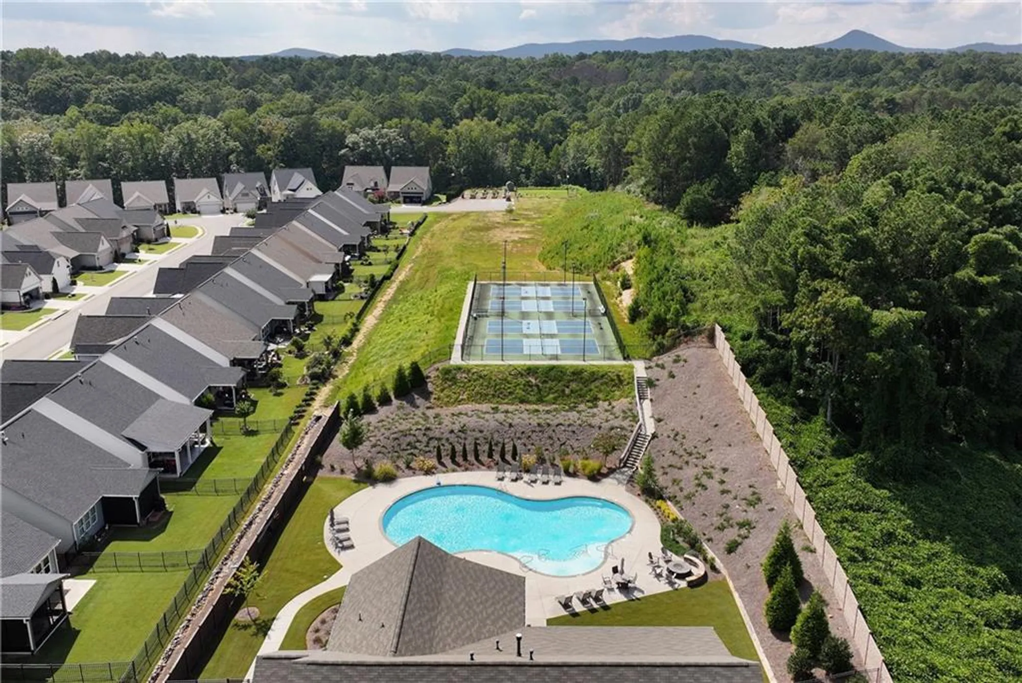 Property Slideshow image 46 of 57 | 269 grand cir, Jasper, GA, 30143