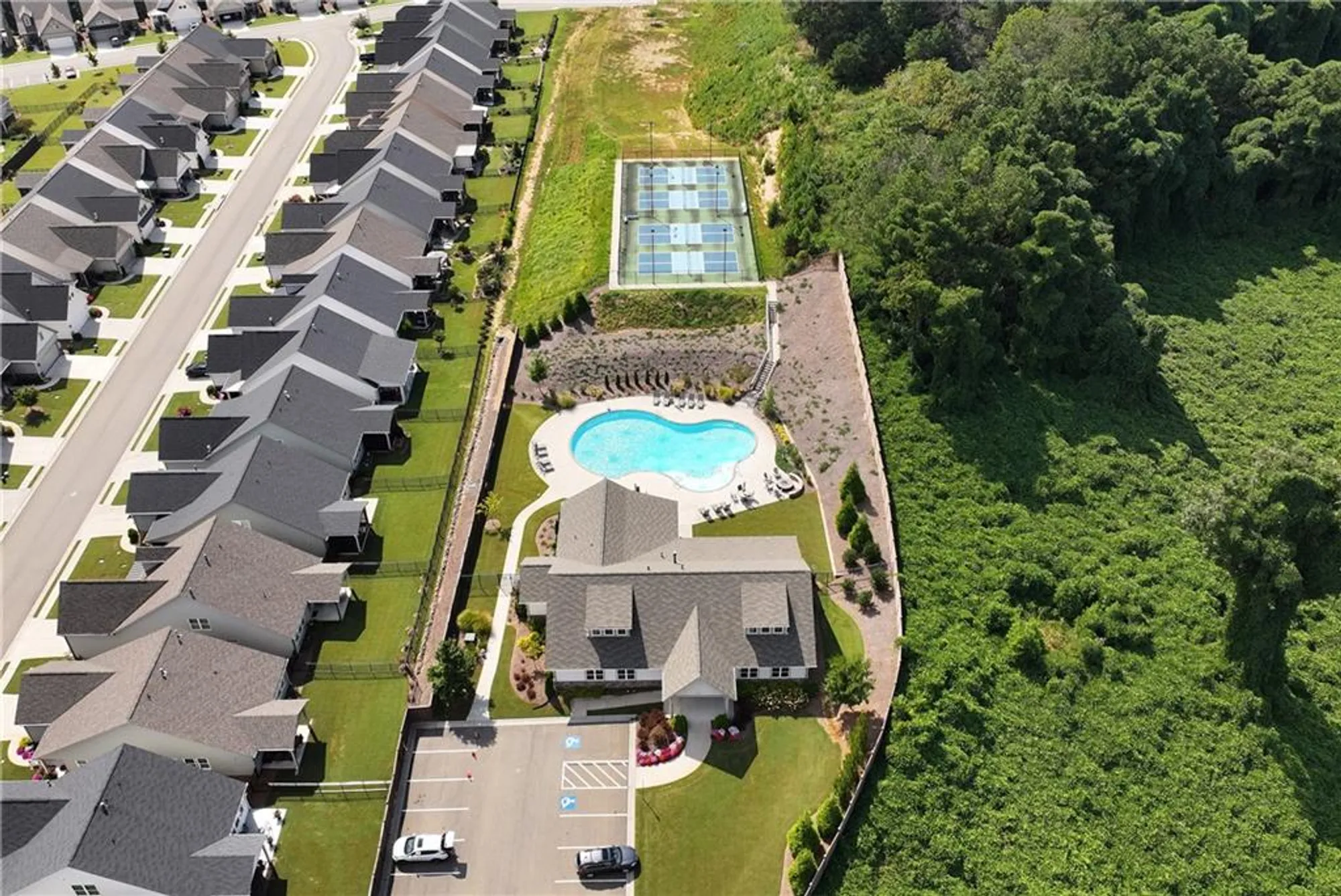 Property Slideshow image 47 of 57 | 269 grand cir, Jasper, GA, 30143