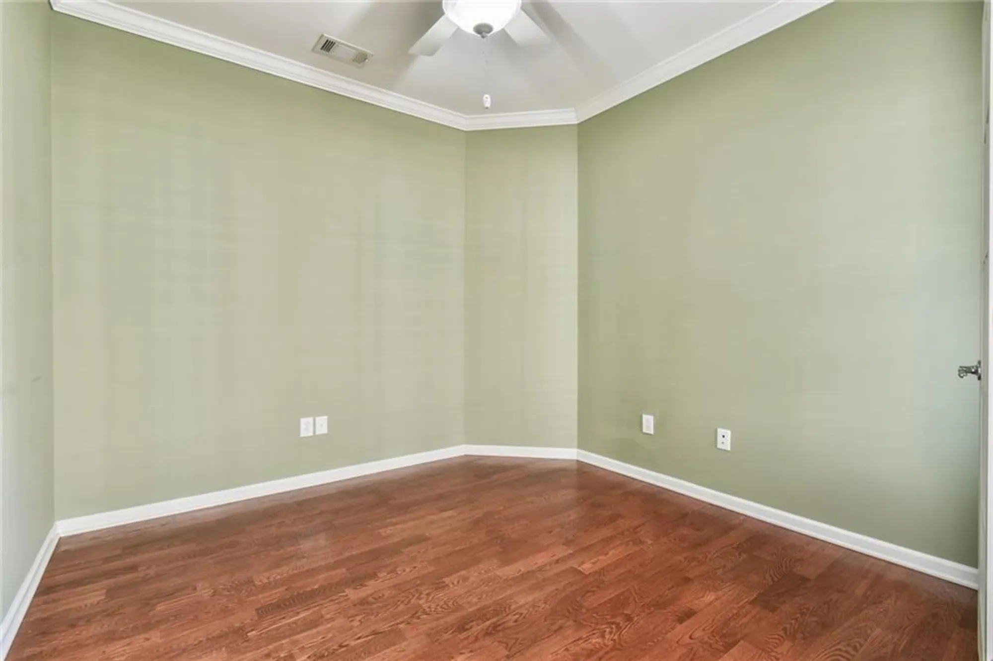 Property Slideshow image 5 of 38 | 6218 longleaf dr, Hoschton, GA, 30548