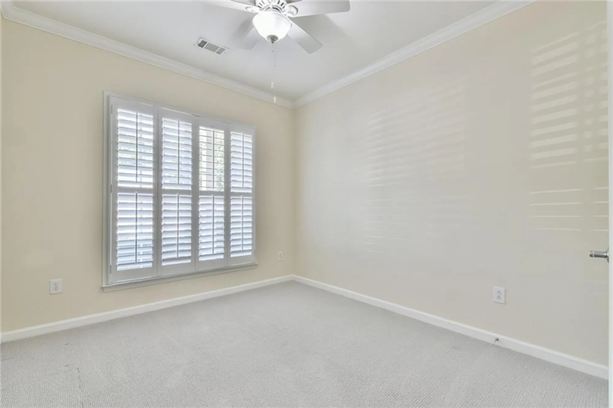 Property Slideshow image 10 of 38 | 6218 longleaf dr, Hoschton, GA, 30548